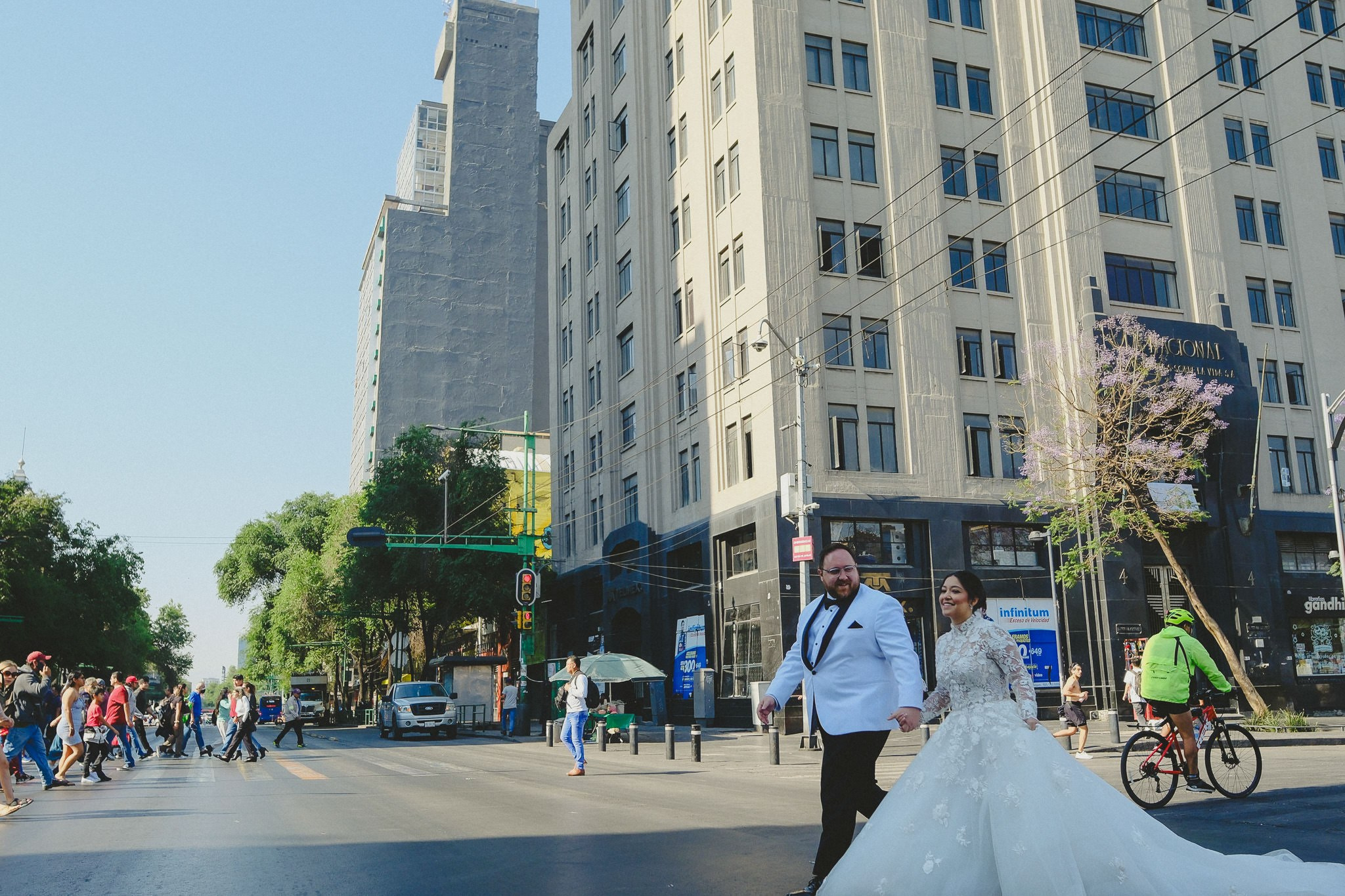 Isavira & Andrew. Wedding and family photographer in Mexico City