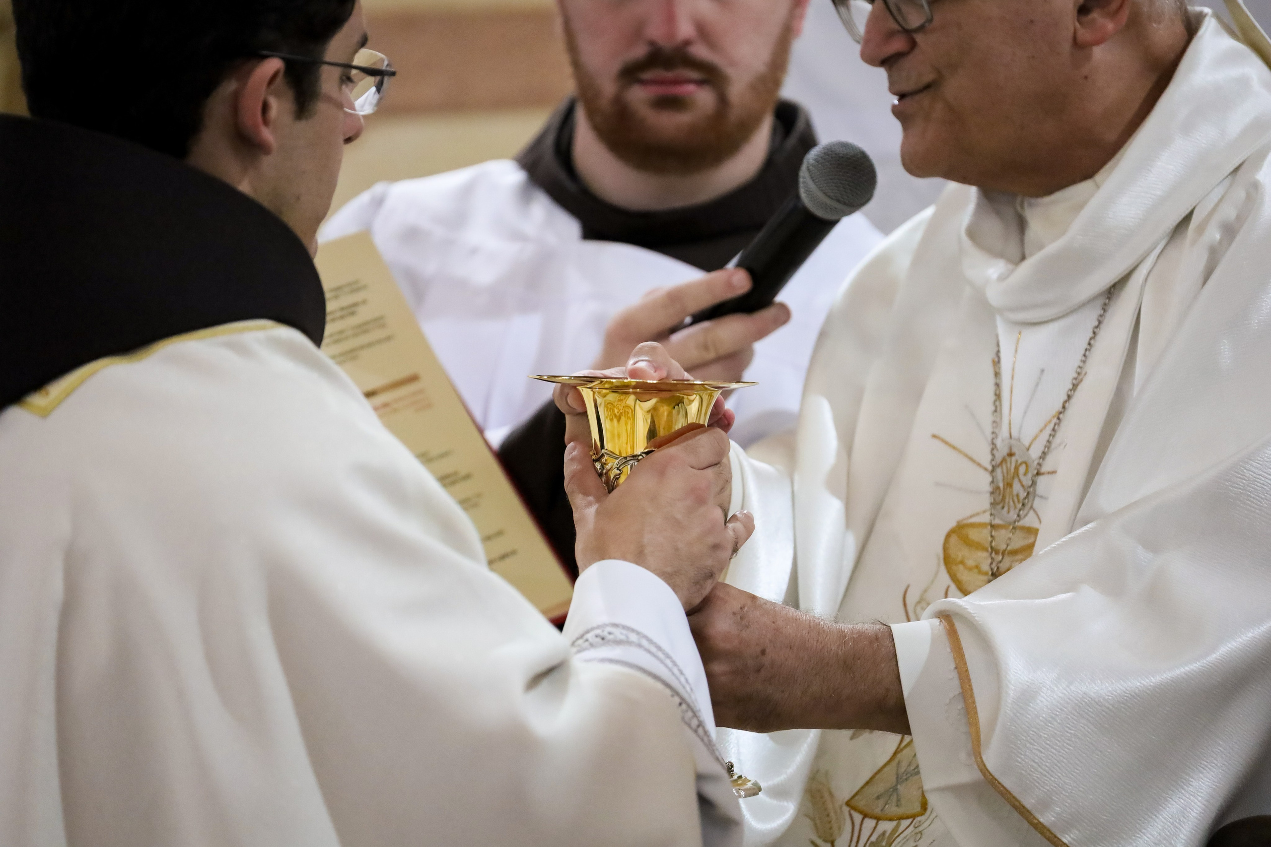 Ordenação Sacerdotal. Fotógrafo de momentos Sagrados