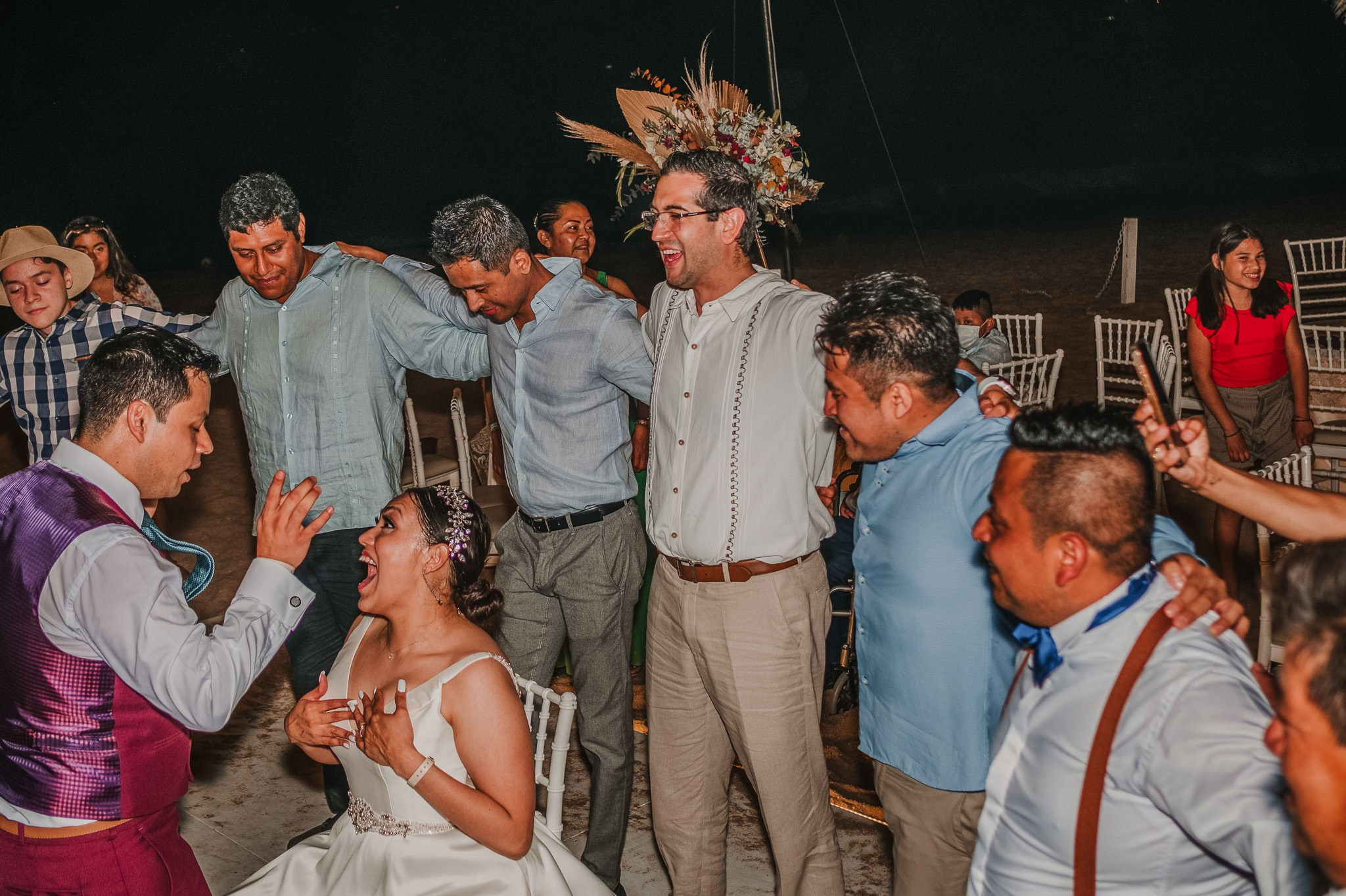 Silvia & Julio / Huatulco. Wedding and family photographer in Mexico City
