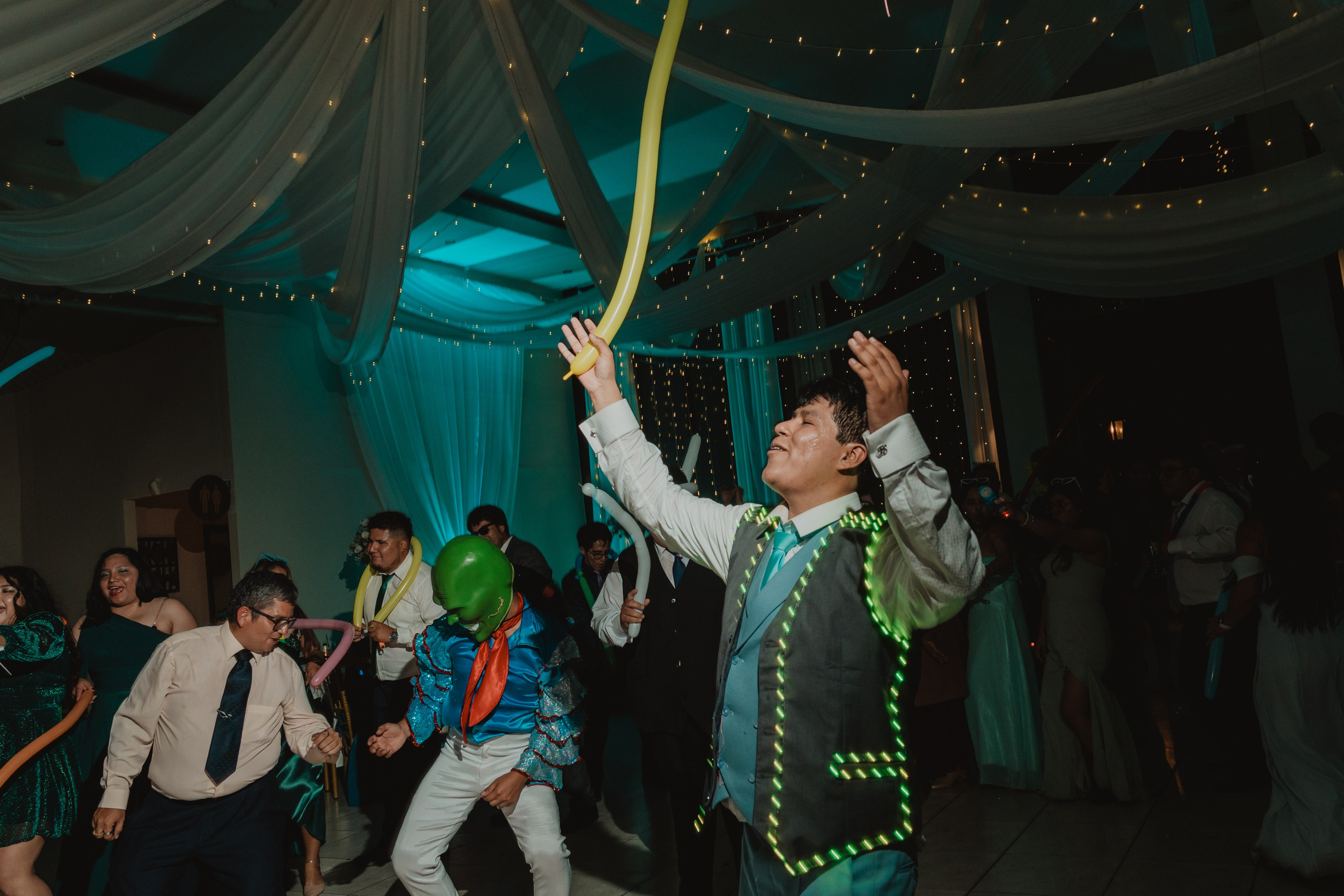 STEISY + EMMANUEL | BODA RELIGIOSA. Studio KVTA | Fotografía y Video de Bodas en Arequipa