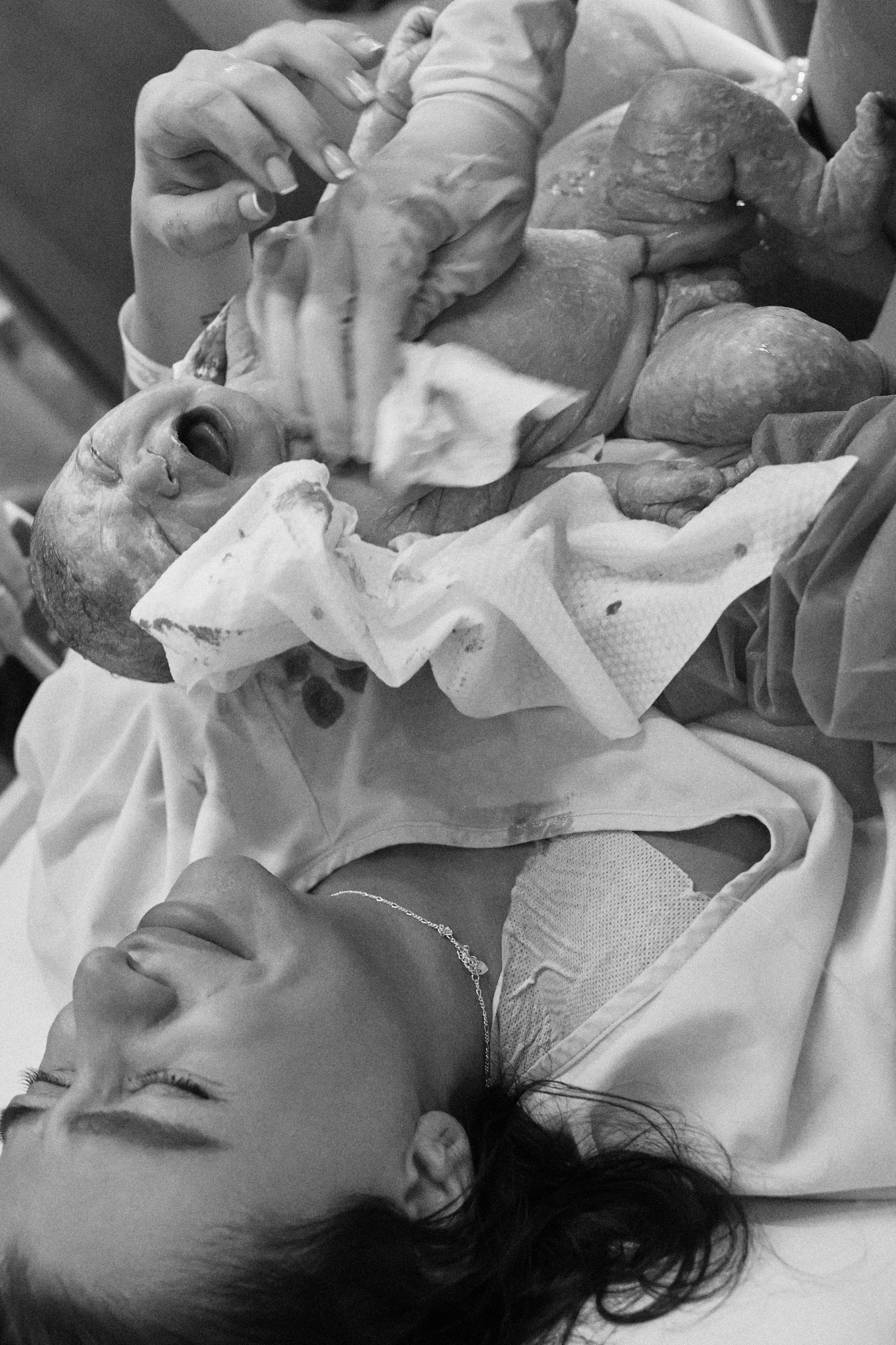 Maternity & Birth Photographer in Dubai | Alexandra Lasheva