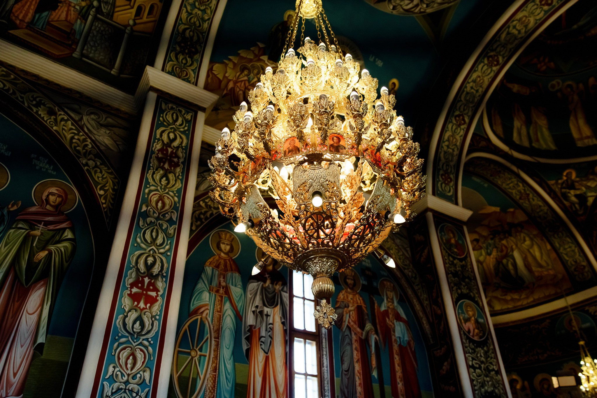 Ioana & Ionuț | Nuntă de poveste la Păstrăvăria Poiana din Mălini județul Suceava. Servicii foto-video profesionale, pentru momente de neuitat