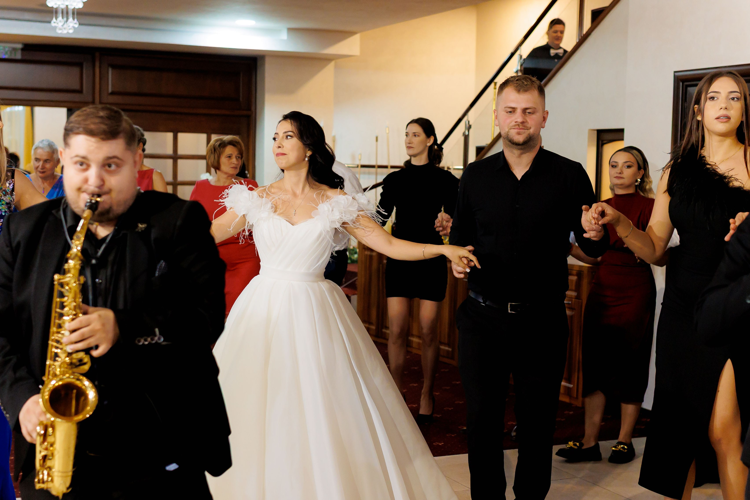 Loredana & Emilian – Ziua Nunții | Videografie - fotografie Botez Suceava, Iași, Botoșani. Servicii foto-video profesionale, pentru momente de neuitat
