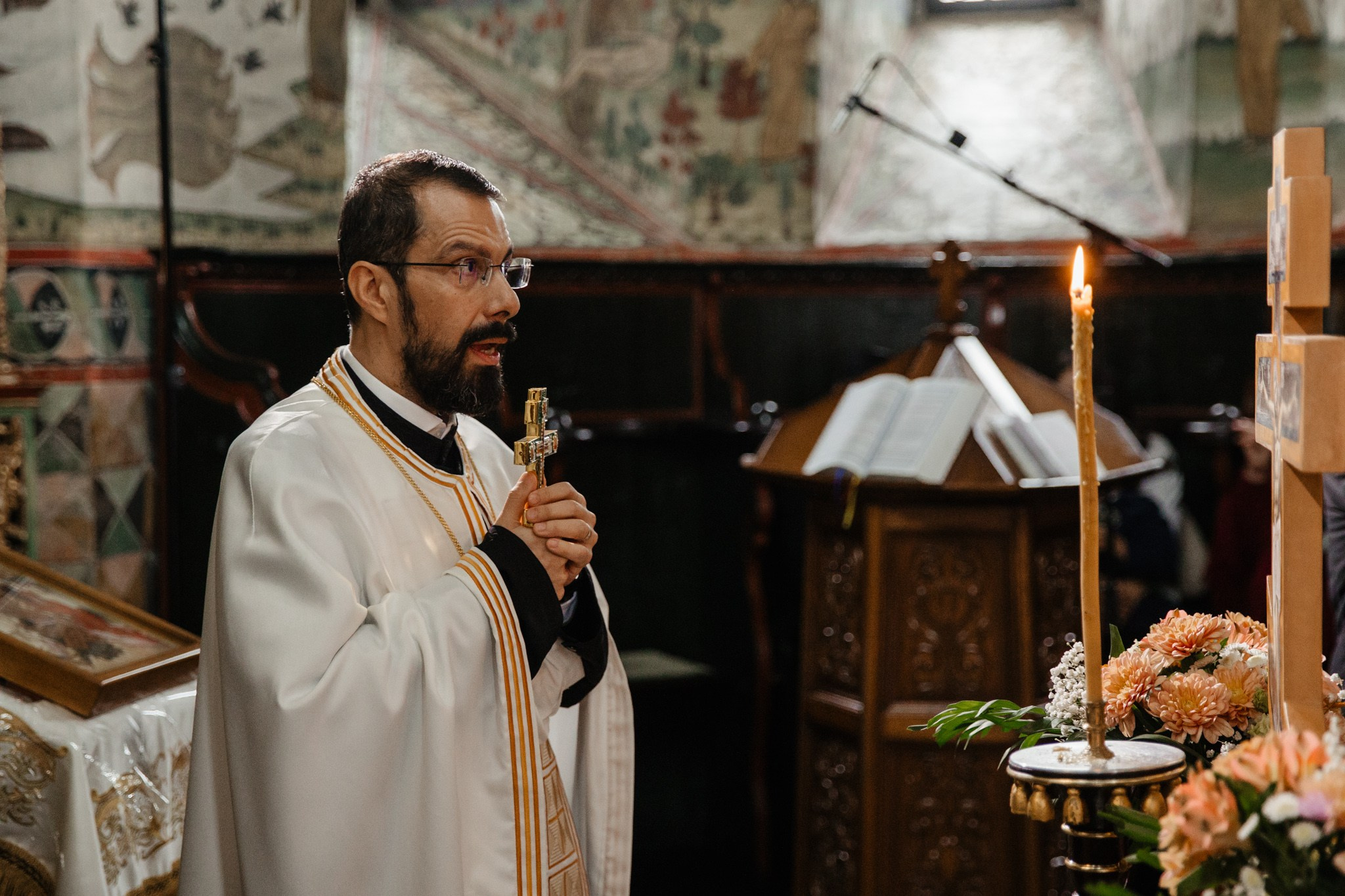 Nunta de Poveste la Sucevița: Cristi și Andreea. Servicii foto-video profesionale, pentru momente de neuitat