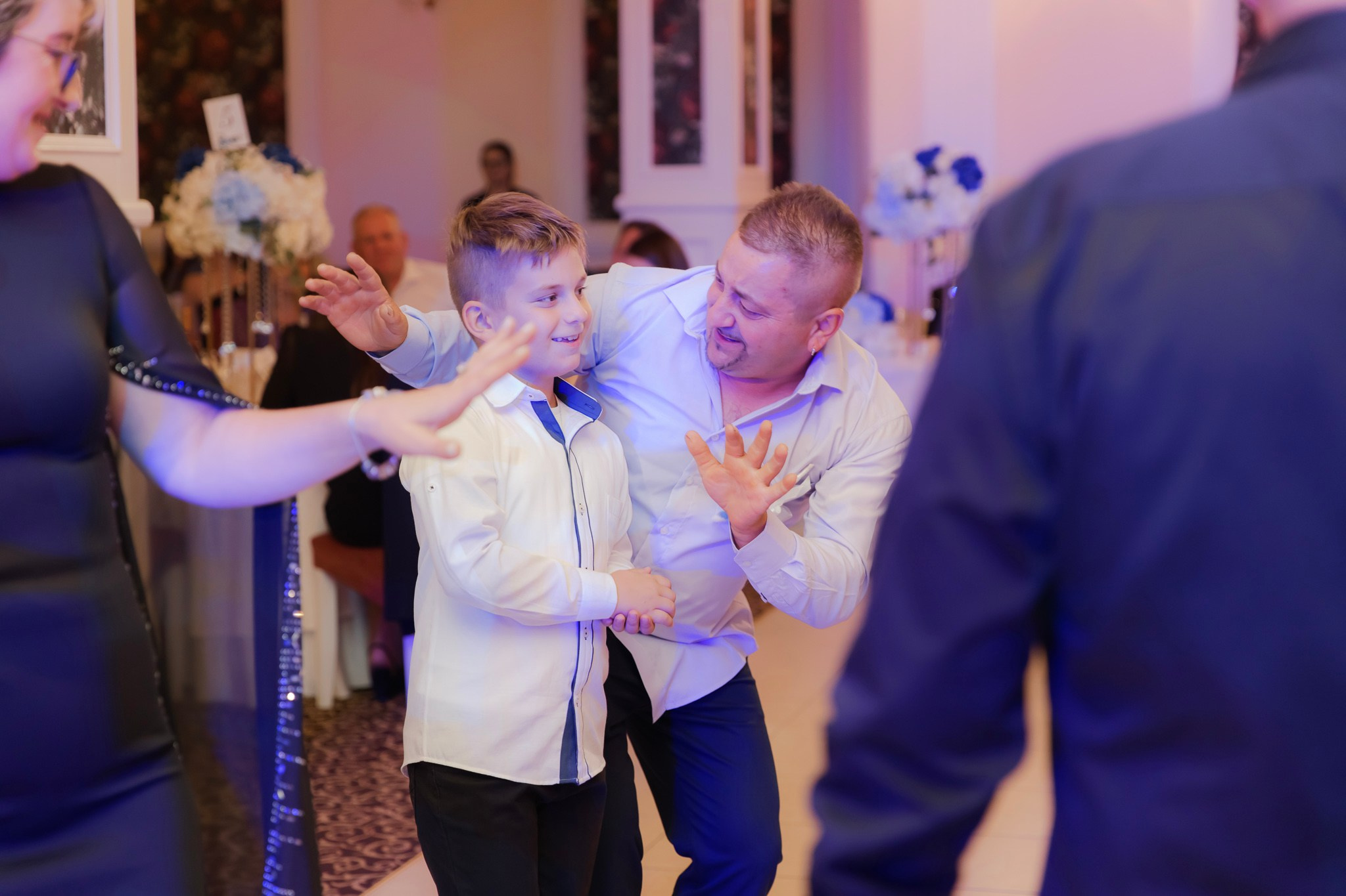 Mihai & Oana. Servicii foto-video profesionale, pentru momente de neuitat