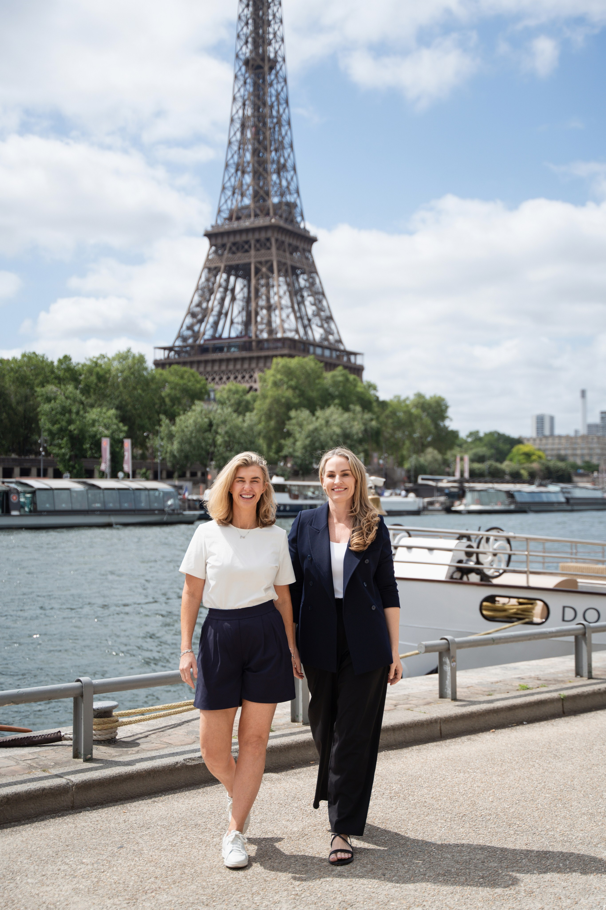 Content Nadia (2.5 hours). Photographer in Paris|Solo and groups, portraits & content, couples photo-shoot in Paris at the best locations
