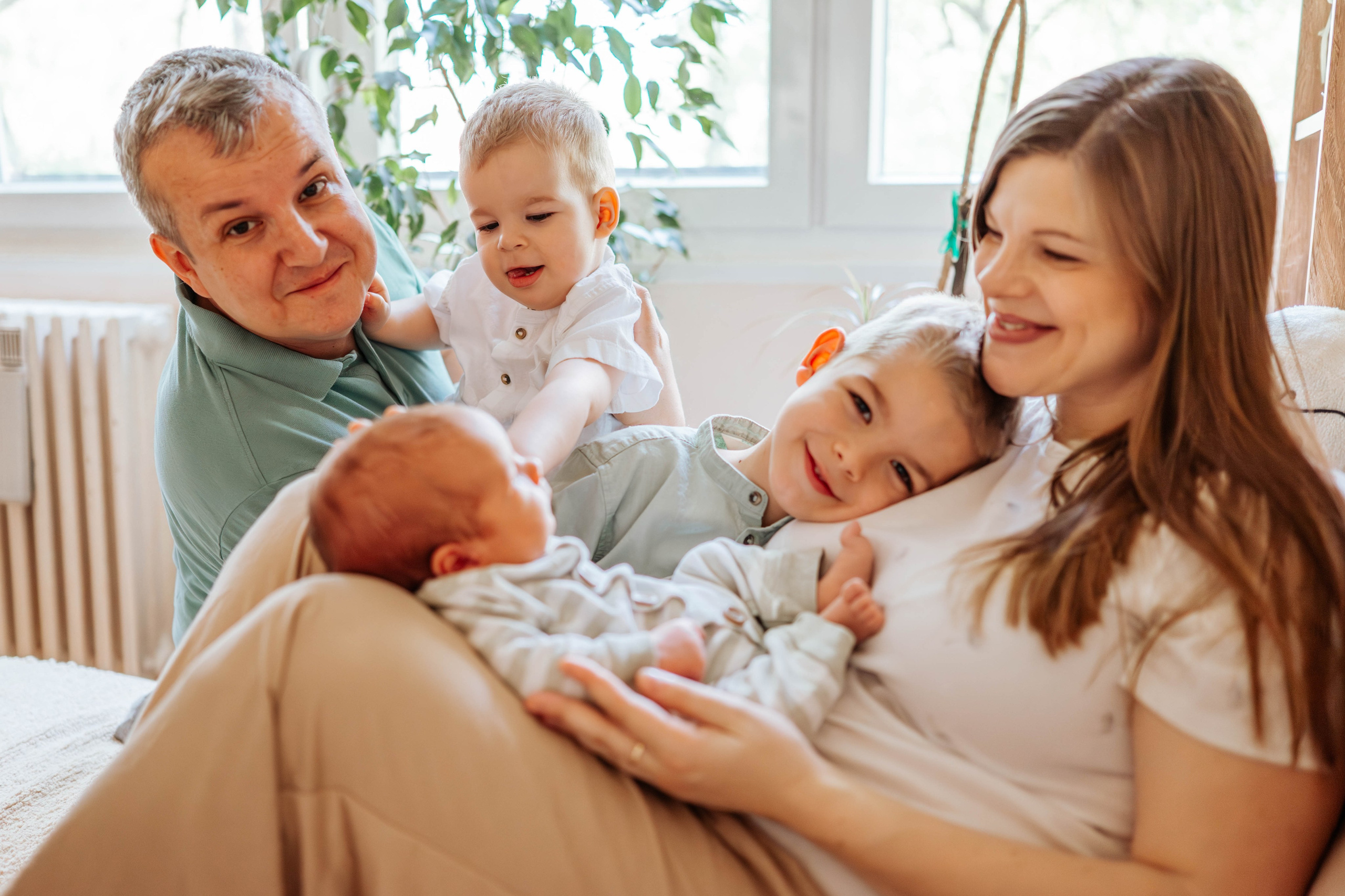 Bojan, Marija, Mihajlo, Viktor i Aleksa - porodično fotografisanje. Dečiji i porodični fotograf
