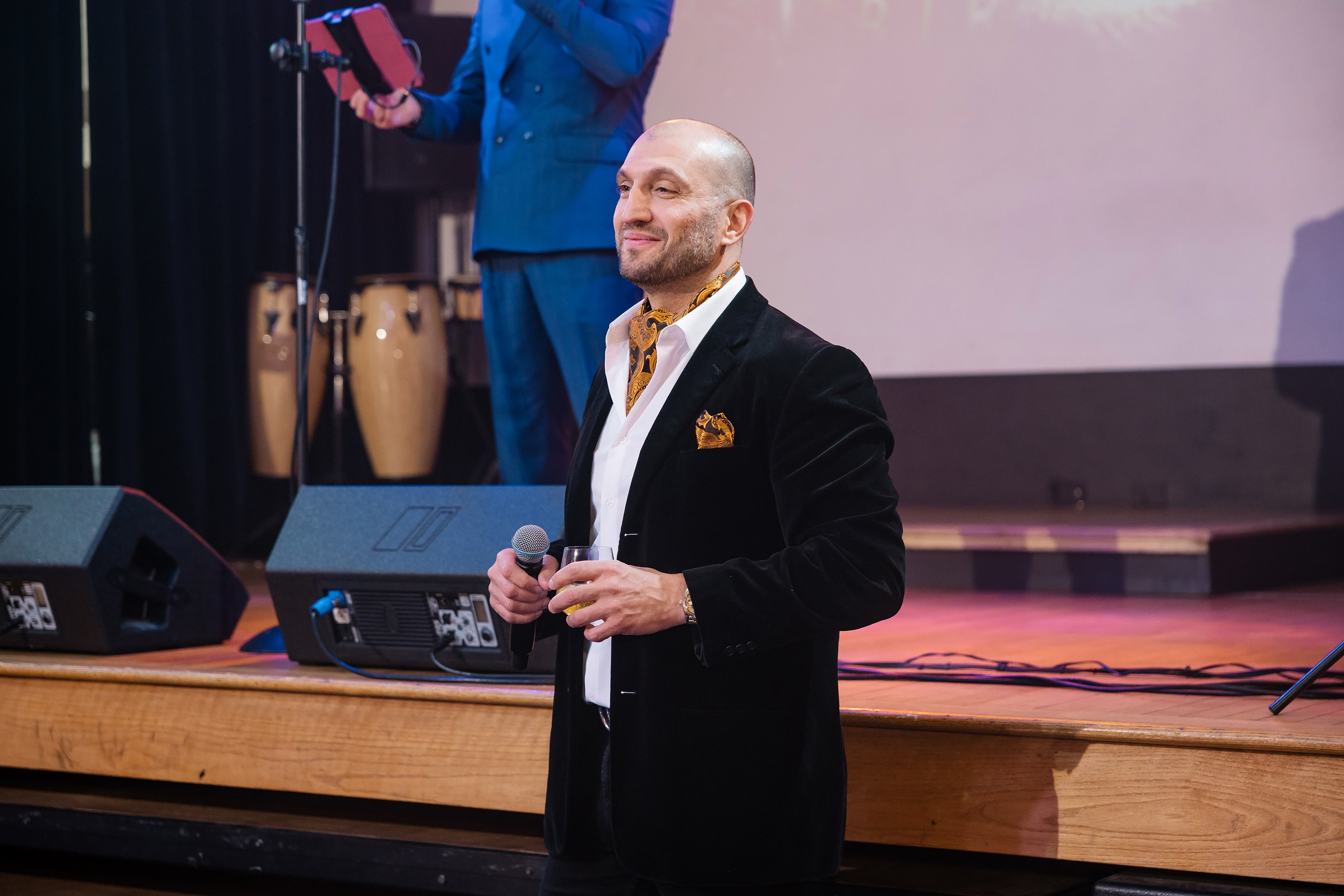 04.13.2025 First birthday. Wedding family event photographer in Chicago Nick Yushevich