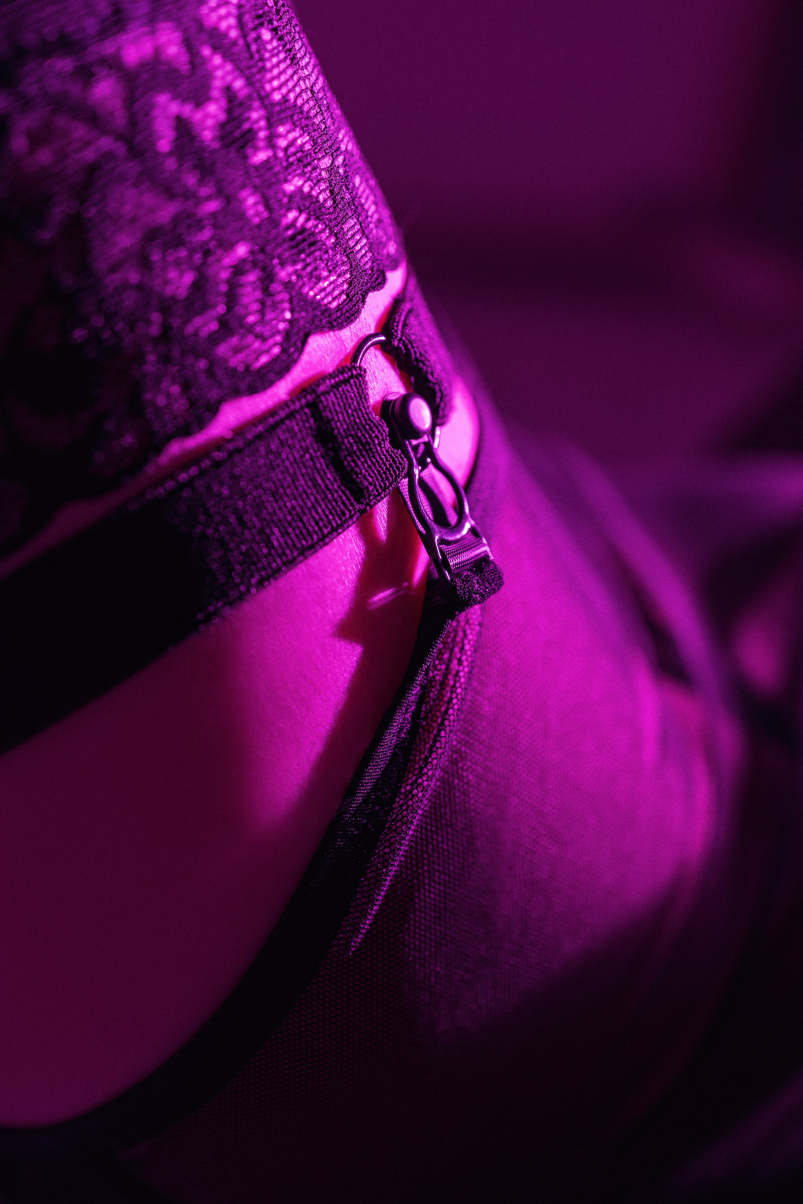 Izzabella 11.02.2025. Portree- ja perefotograaf Anton Hansen Tallinnas, Eestis