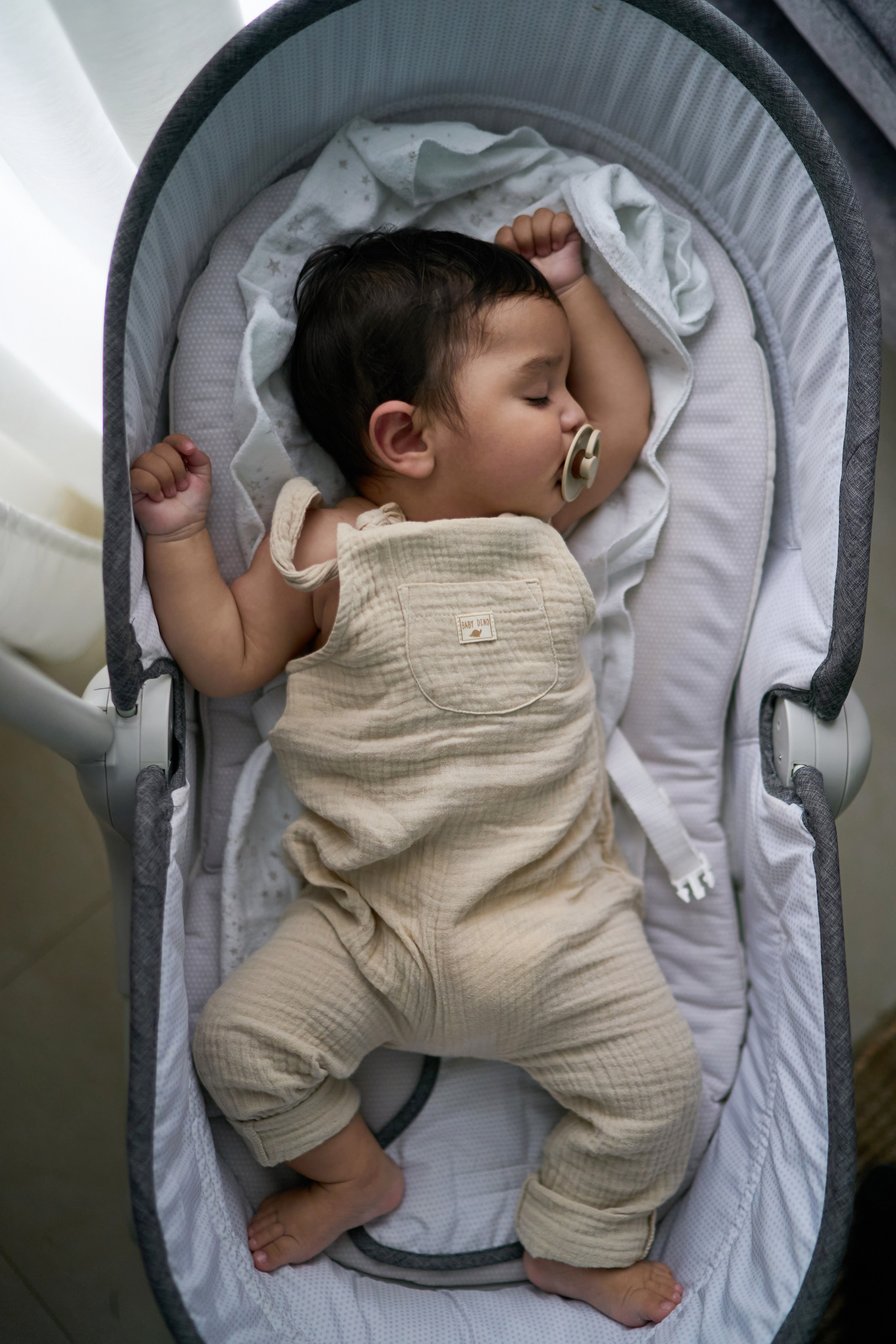 Aron, Gila and Rani Series. צלם אלכס ברט בישראל