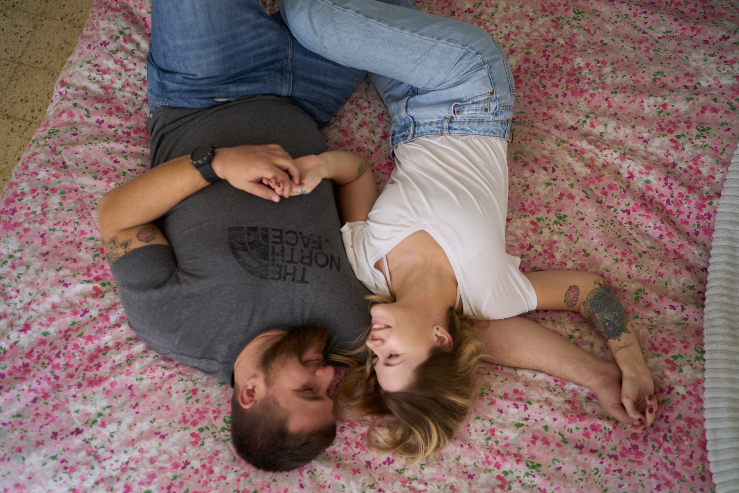 Julia&Valeriy Home Photo Shoot Series. צלם אלכס ברט בישראל