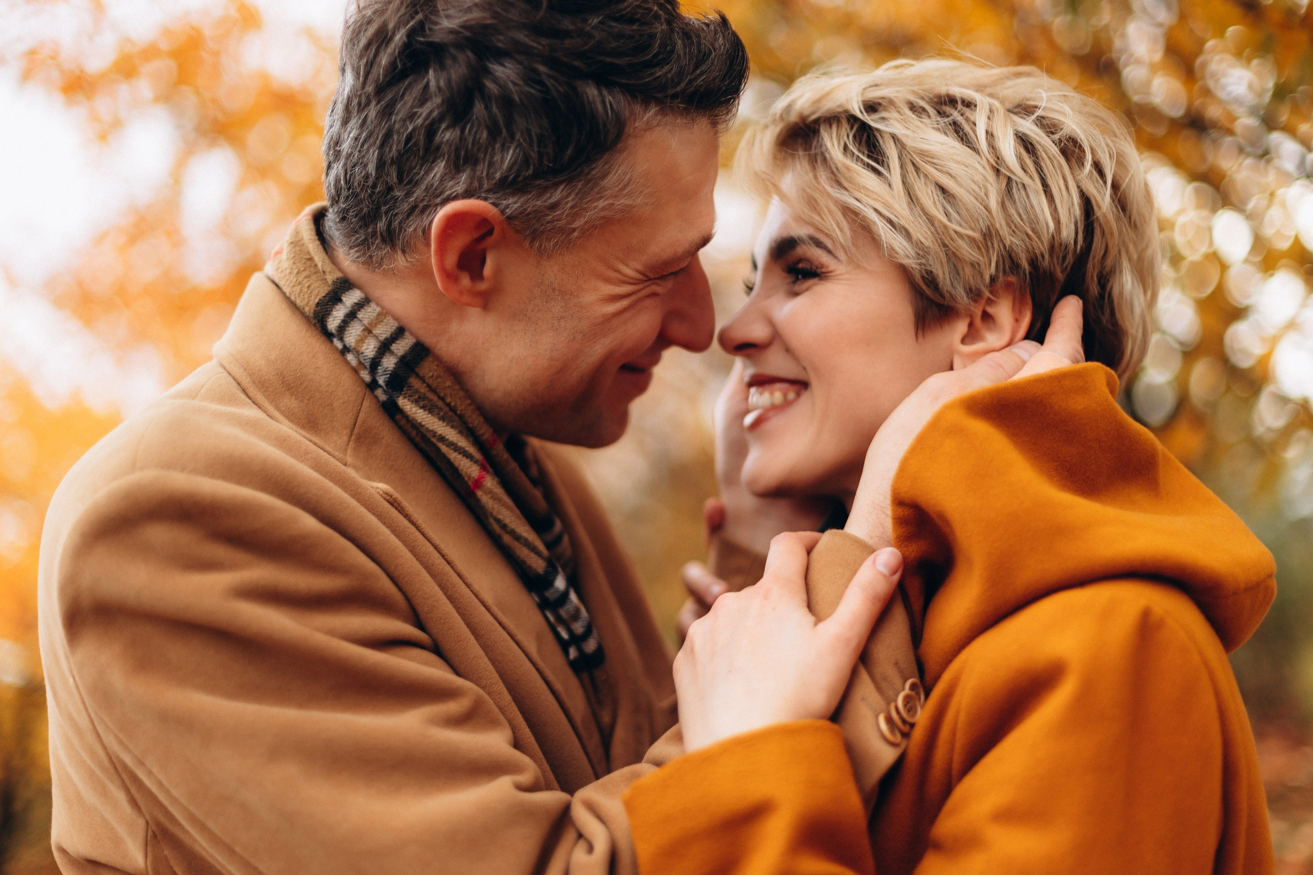 Autumn love. Wedding and Family Photograph