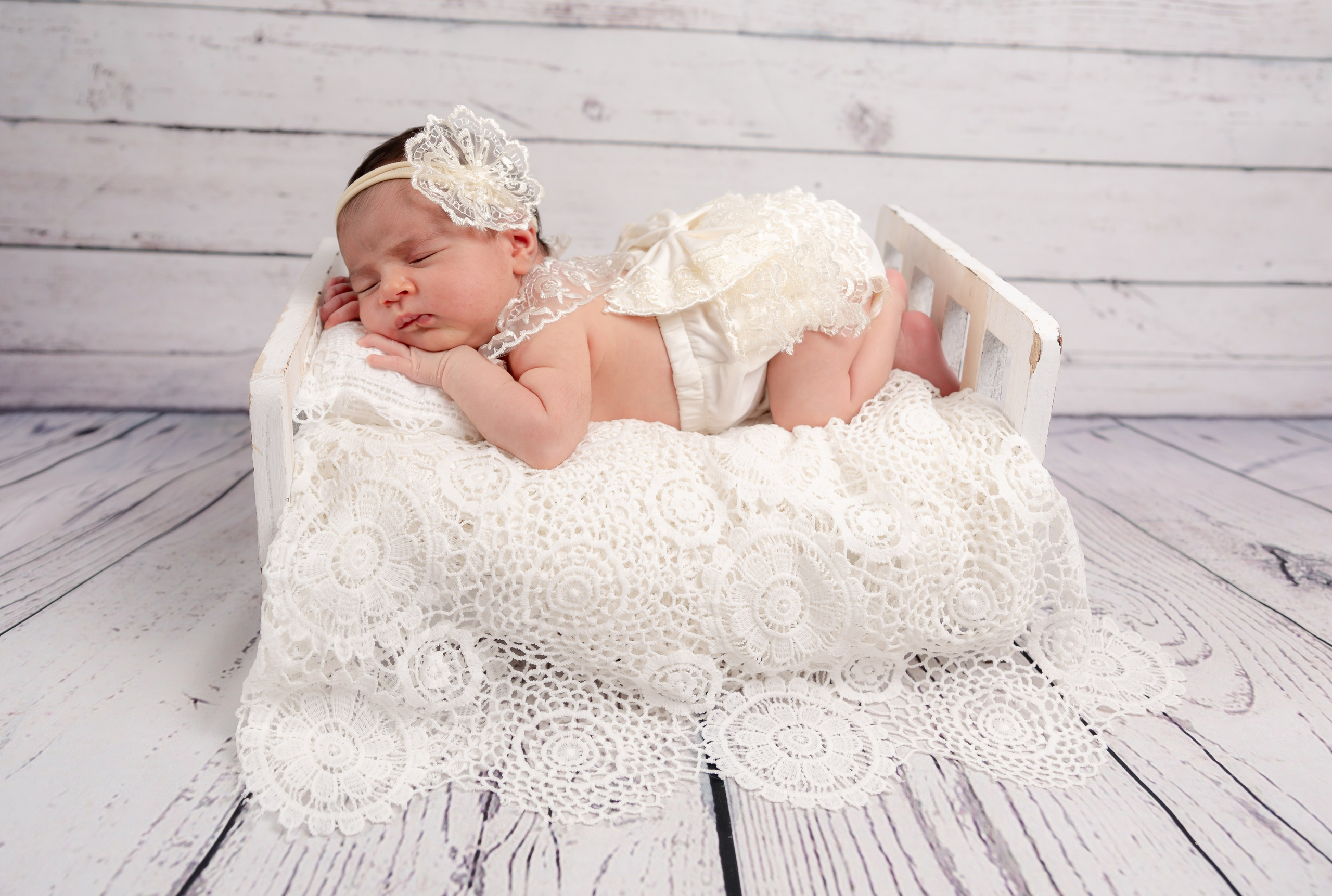 Newborn Photoshoot. Professional Photograher, Antwerpen/Belgium