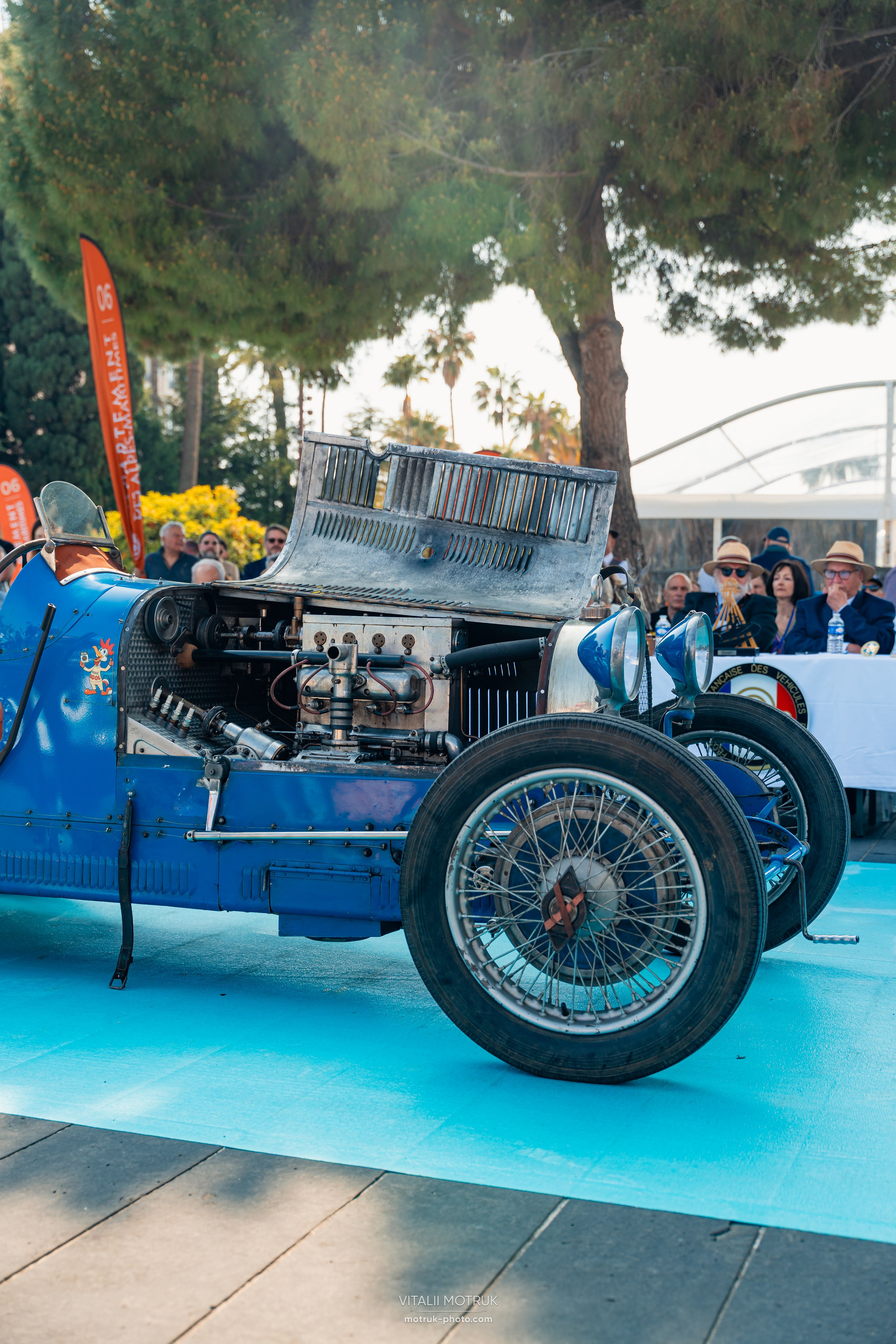Legends de Nice. Photographe de voitures à Paris — Vitalii Motruk
