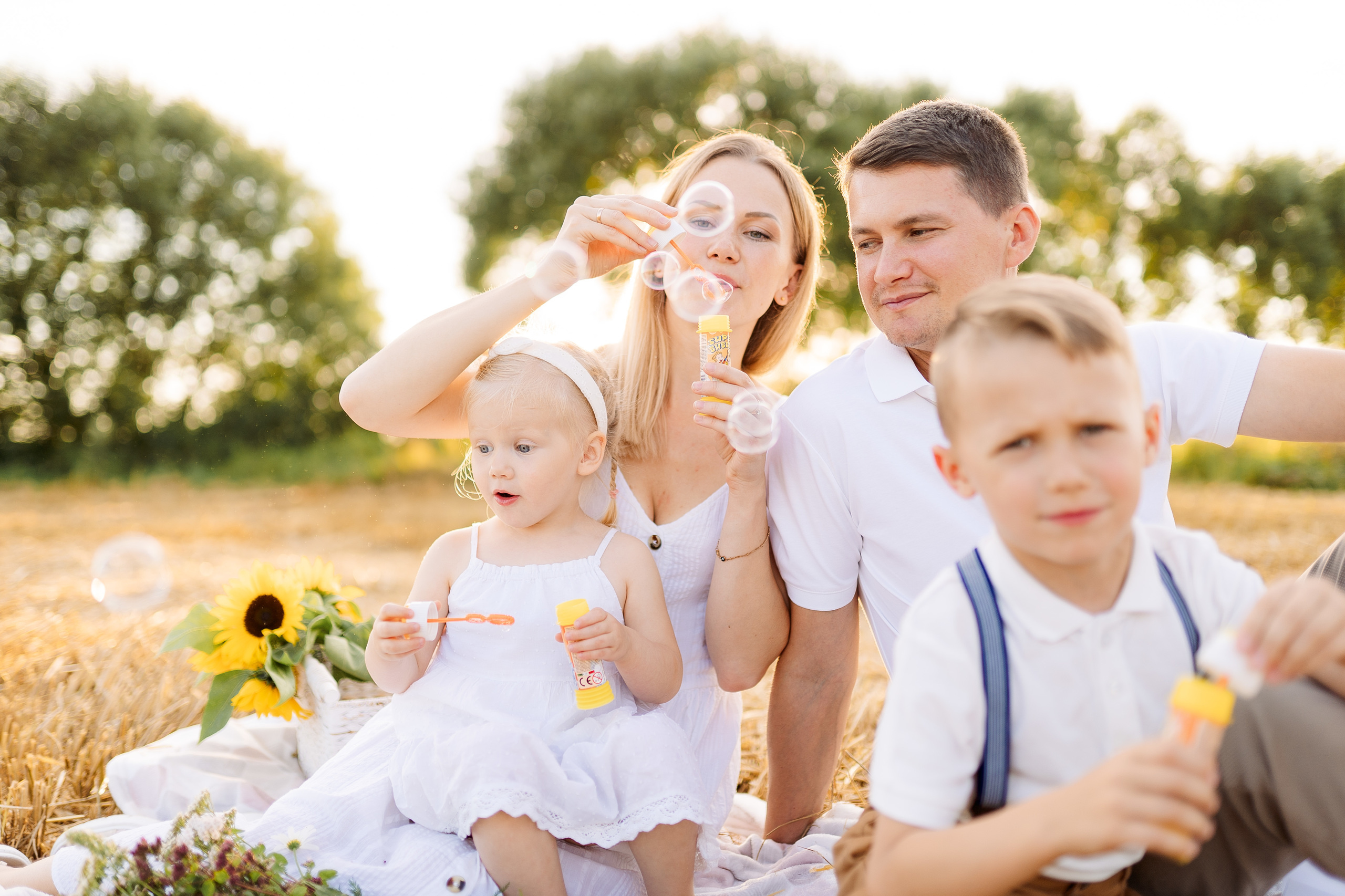 Семейная фотосессия. Макар Кириков — свадебный и семейный фотограф Даугавпилс, Рига, Вильну