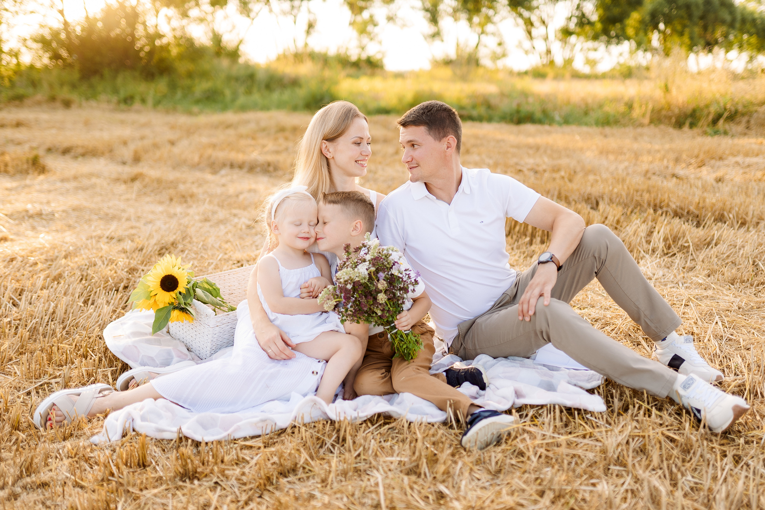 Семейная фотосессия. Макар Кириков — свадебный и семейный фотограф Даугавпилс, Рига, Вильну