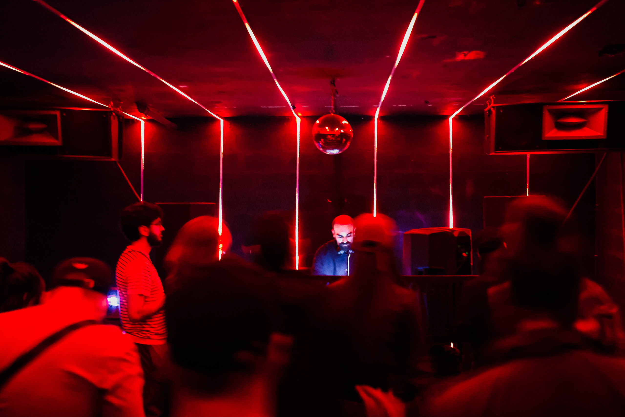 Event reportage (WHATISGOINGON x HOW). Asmikiam