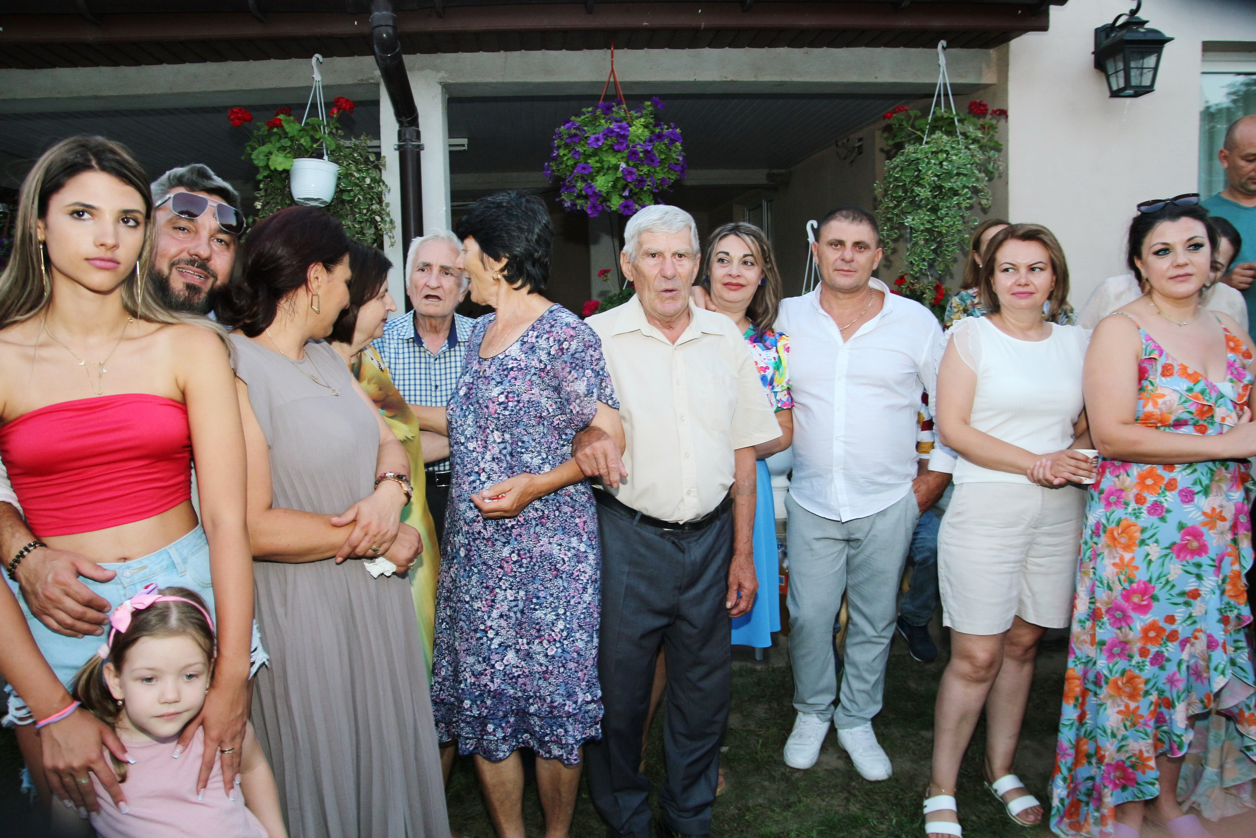 BYZO MEDIA. PETRU BYZO - family and children photographer in ROMANIA