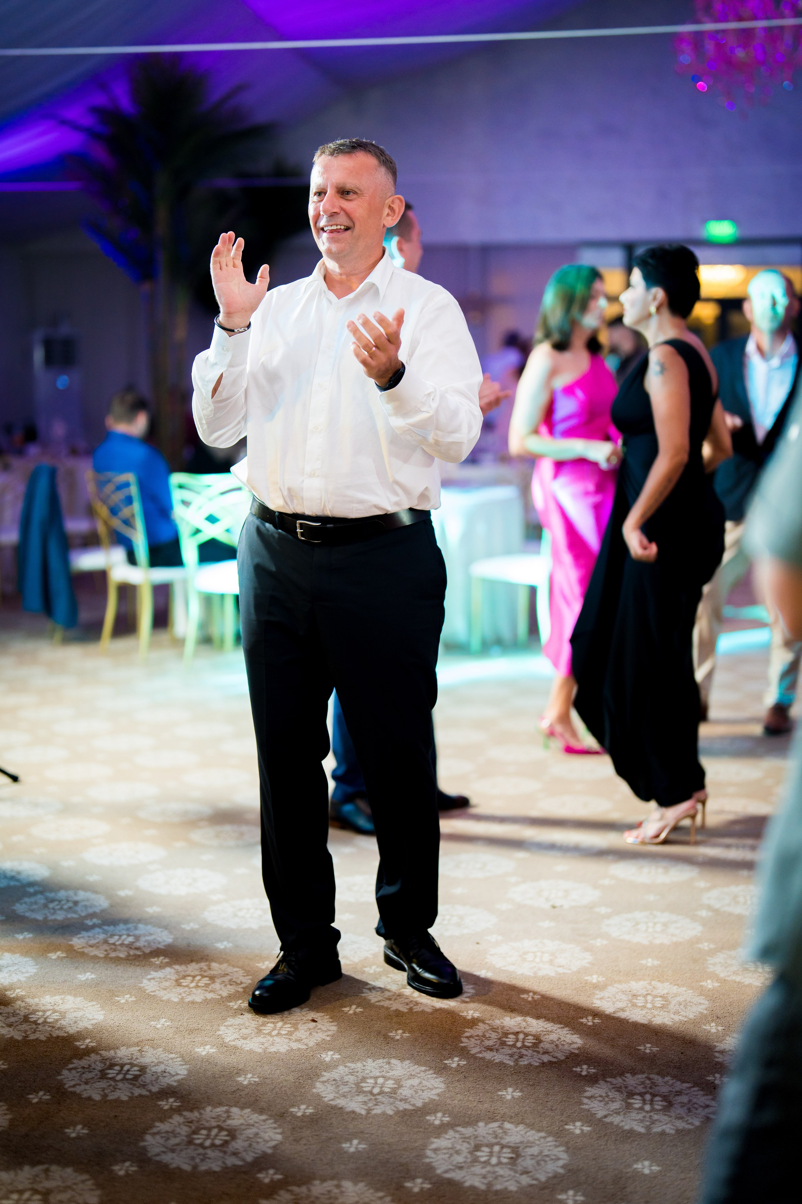 PARTY. Gabriel Florea — Fotograf nuntă București