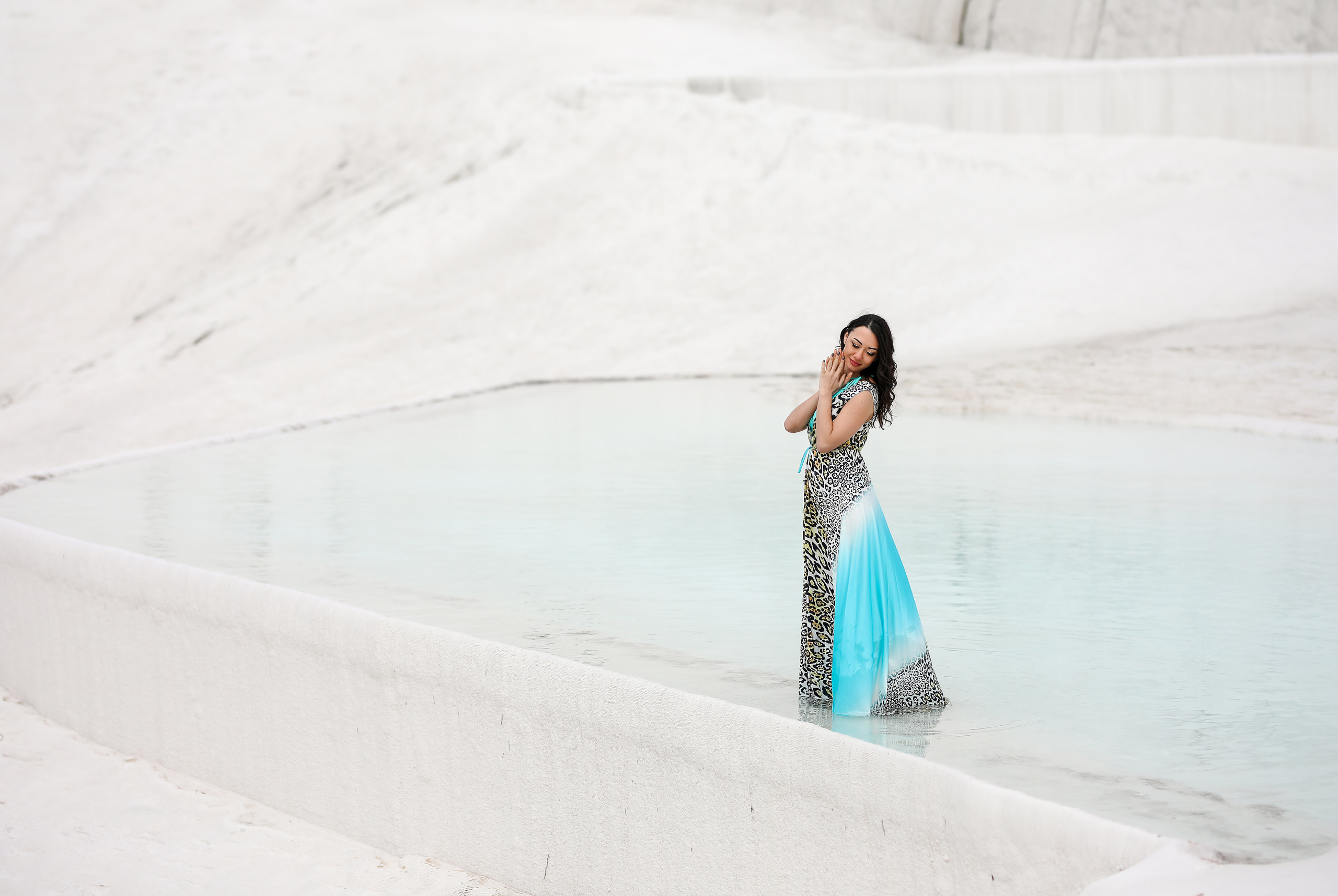 Photoshooting in Pamukkale. Photographer in Turkey, Antalya, Kemer, Belek, Side, Kas, Fethiye