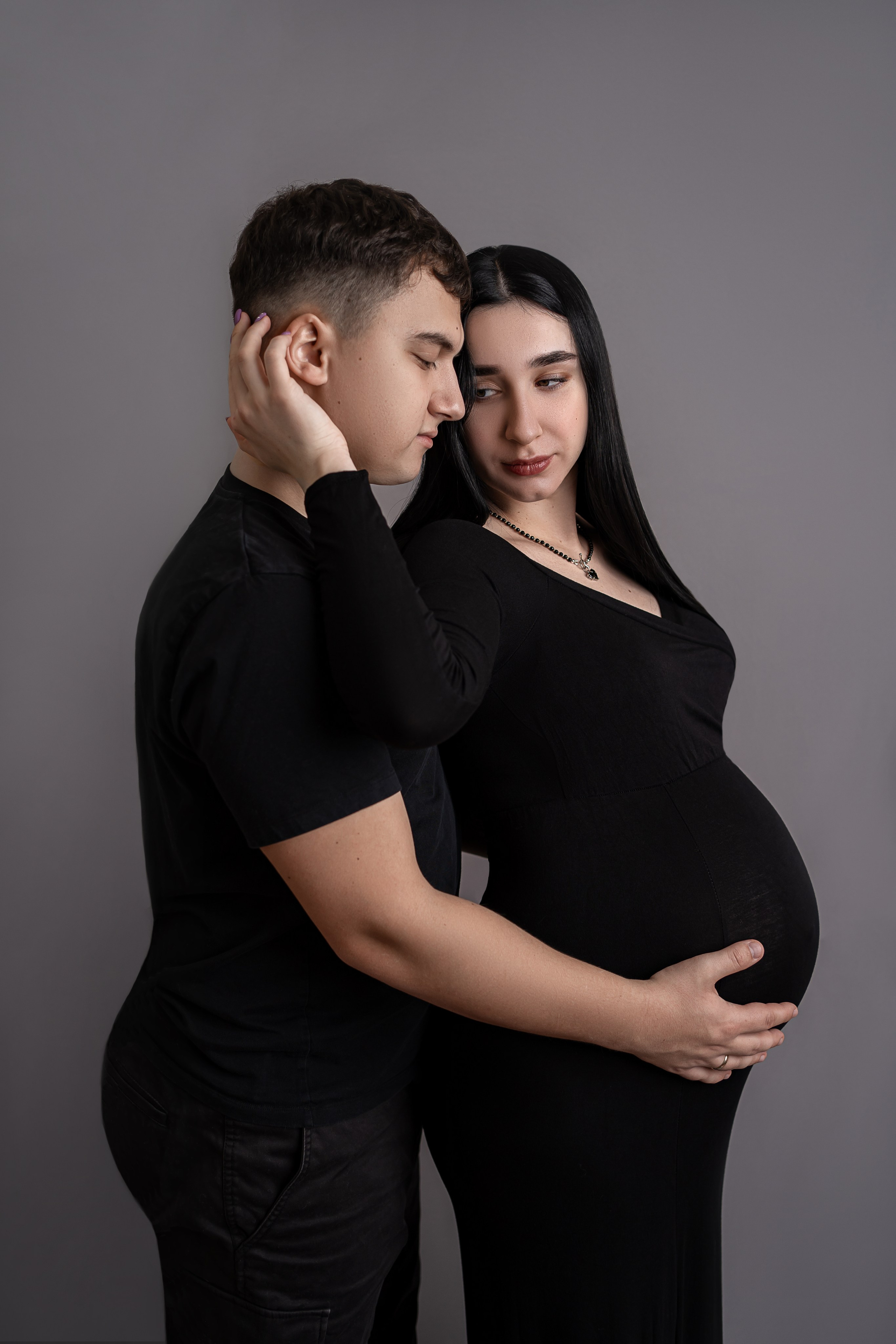 Babybauchshooting in Berlin – Elegant & Natürlich