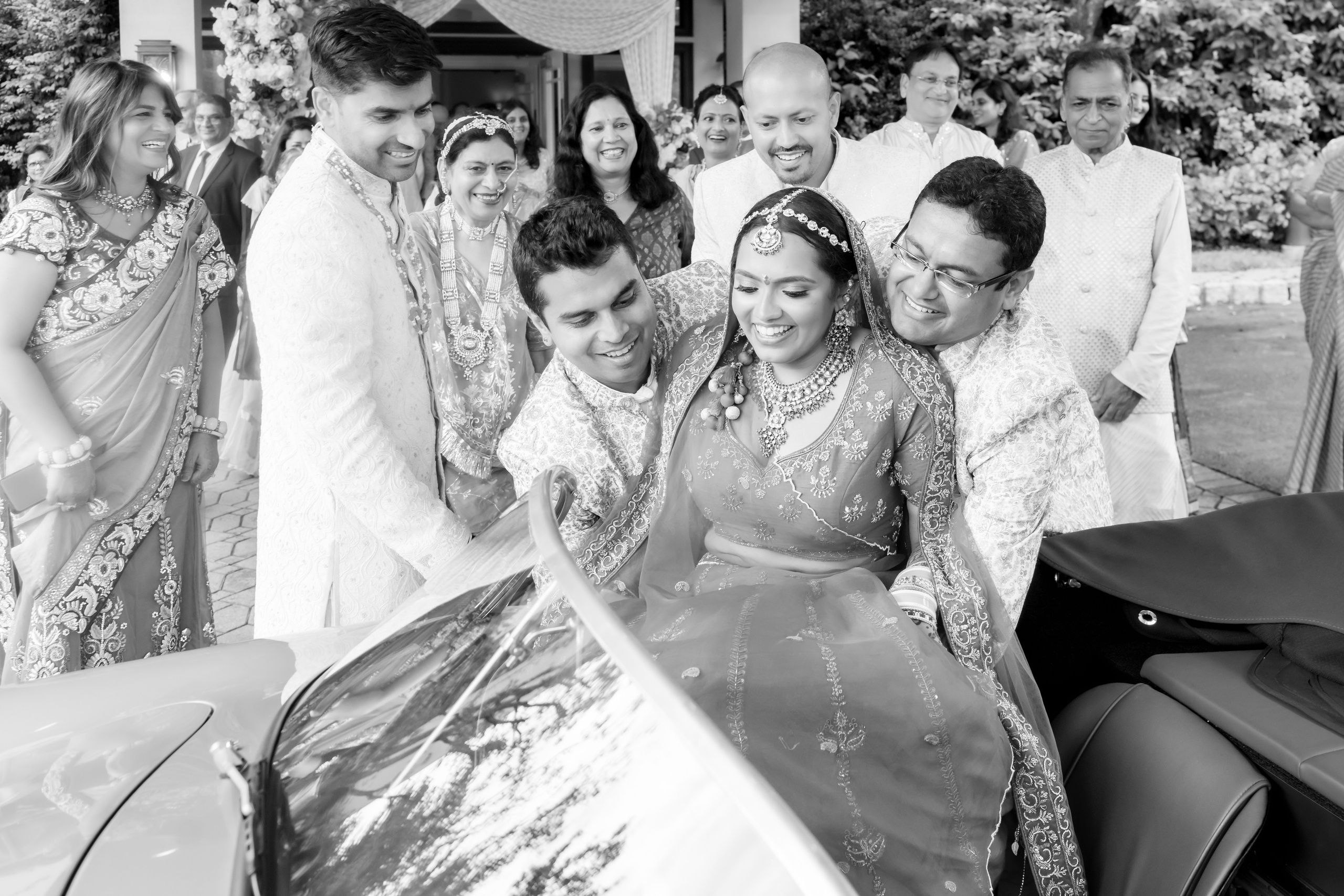 Ikshat and Nehha. Wedding Photo & Video