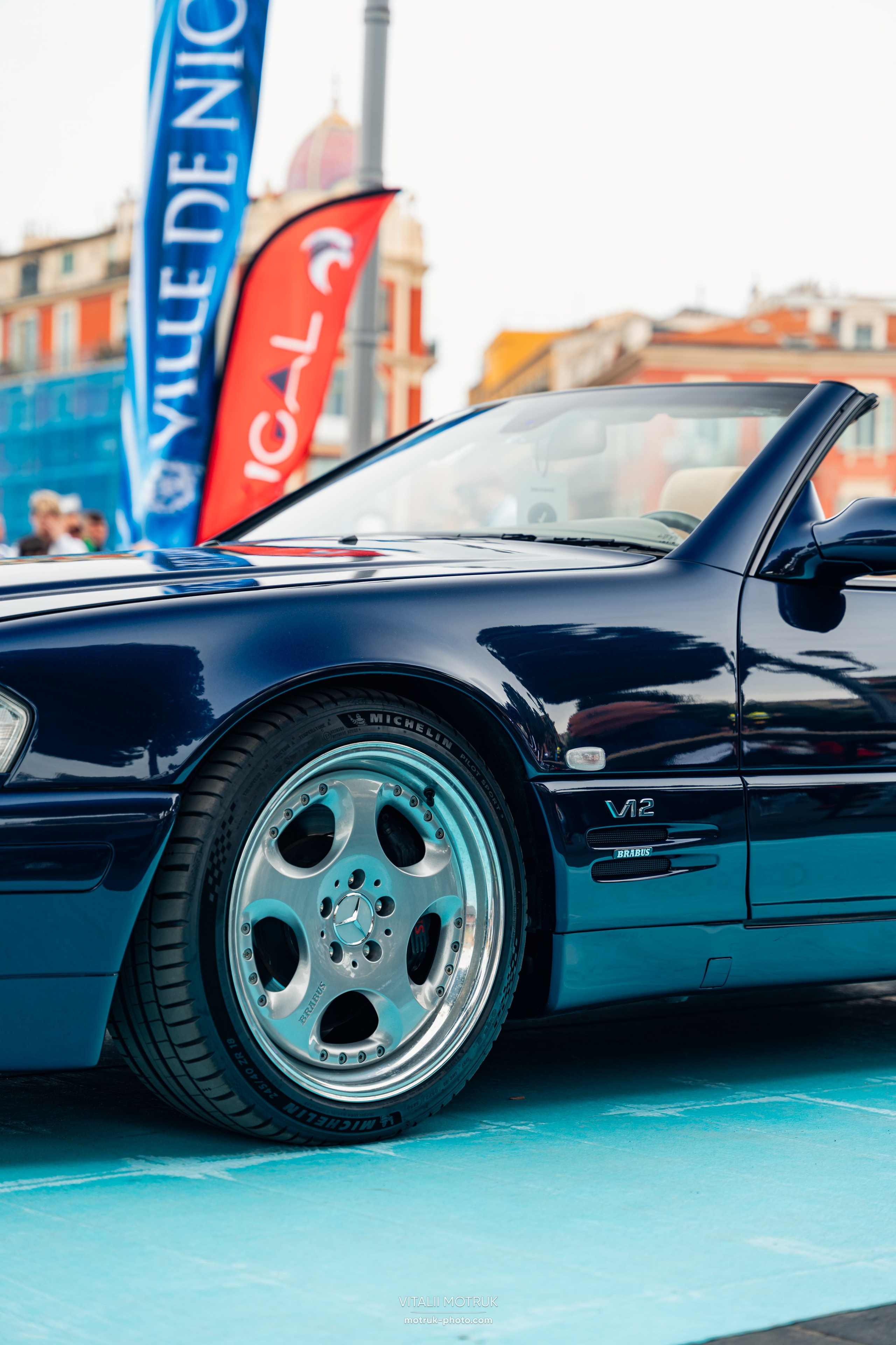 Legends de Nice. Photographe de voitures à Paris — Vitalii Motruk