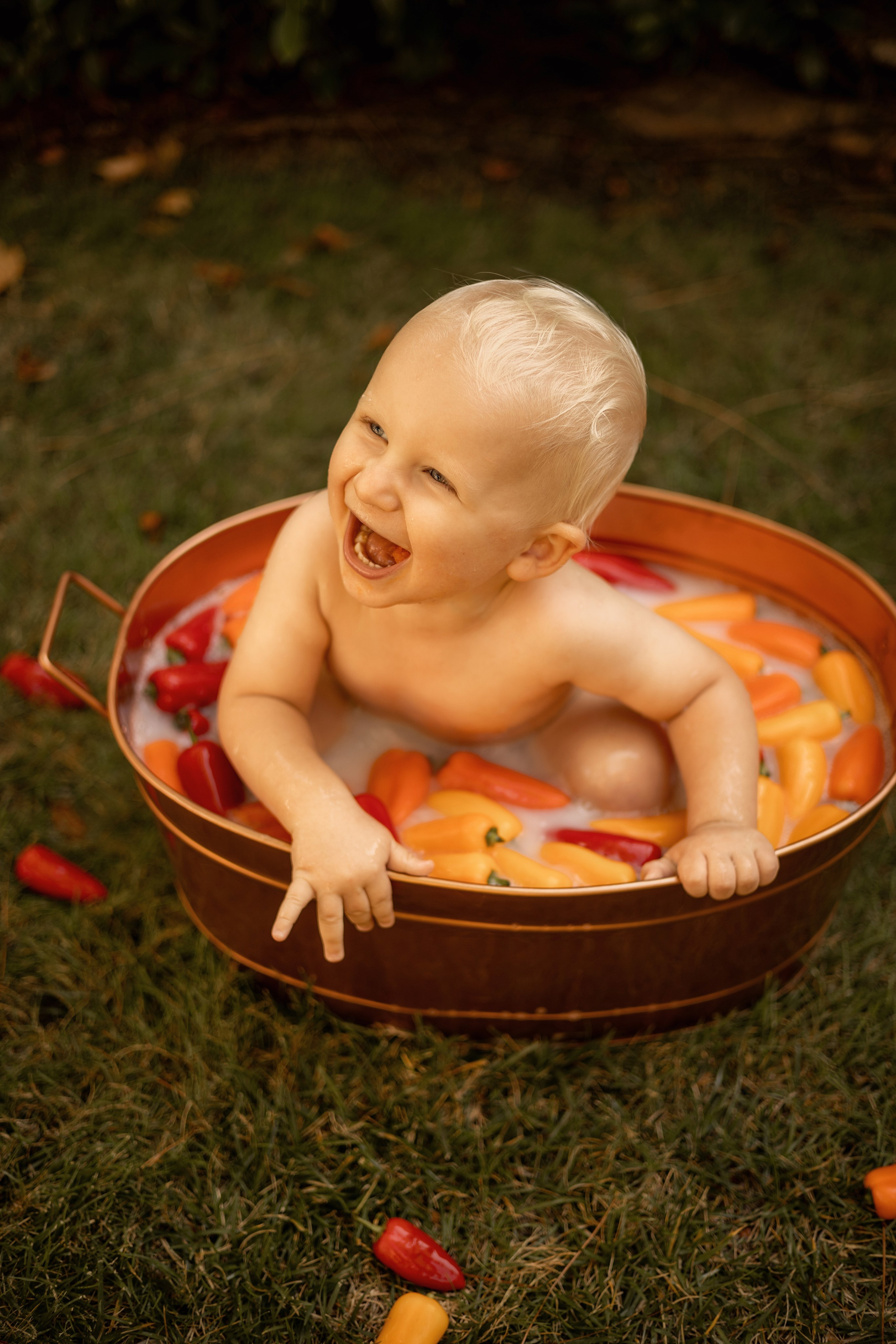 Newborn baby in the tub. Bay Area Photographer: family, maternity, love story, wedding