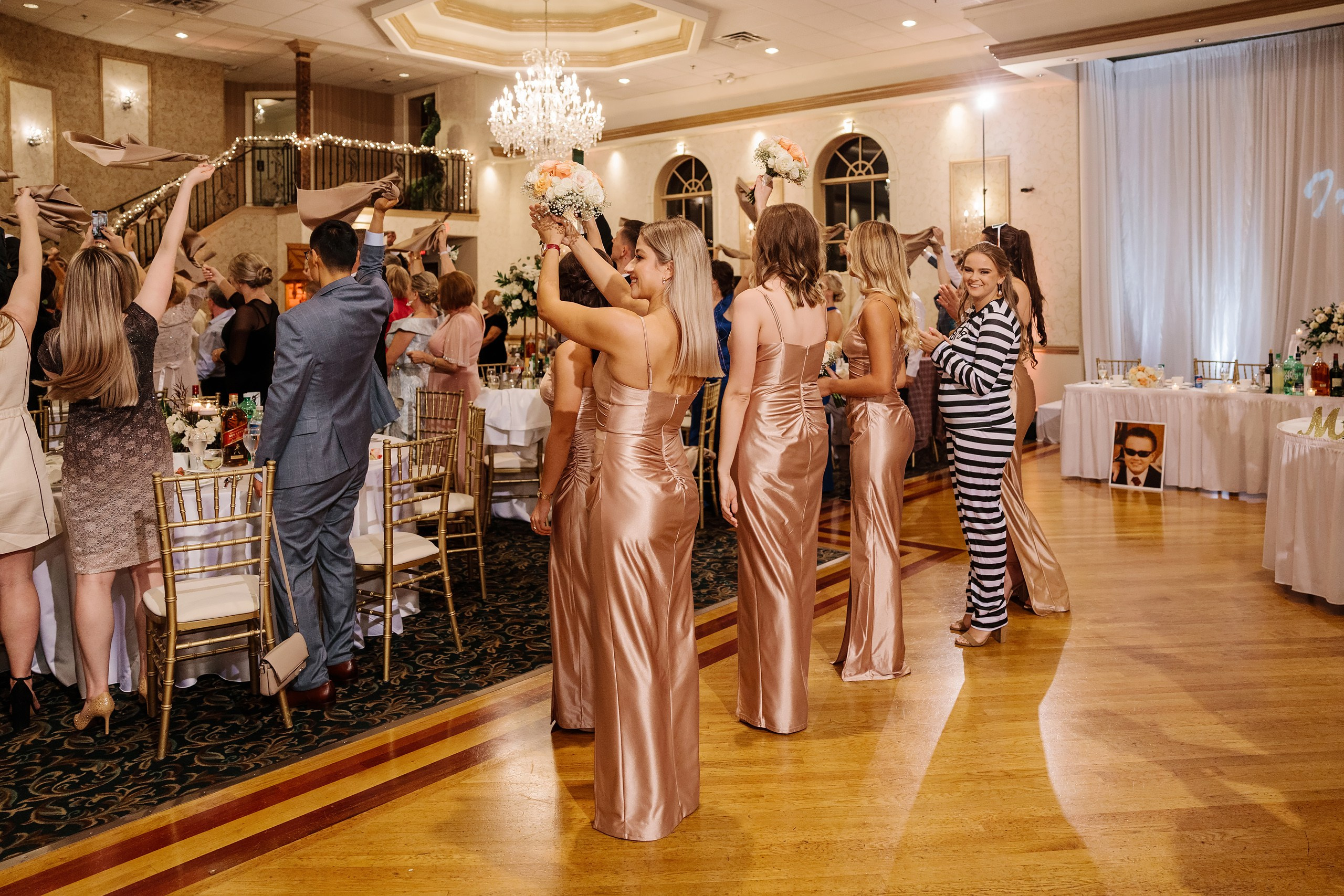 05.10.2024 Wedding. Wedding family event photographer in Chicago Nick Yushevich