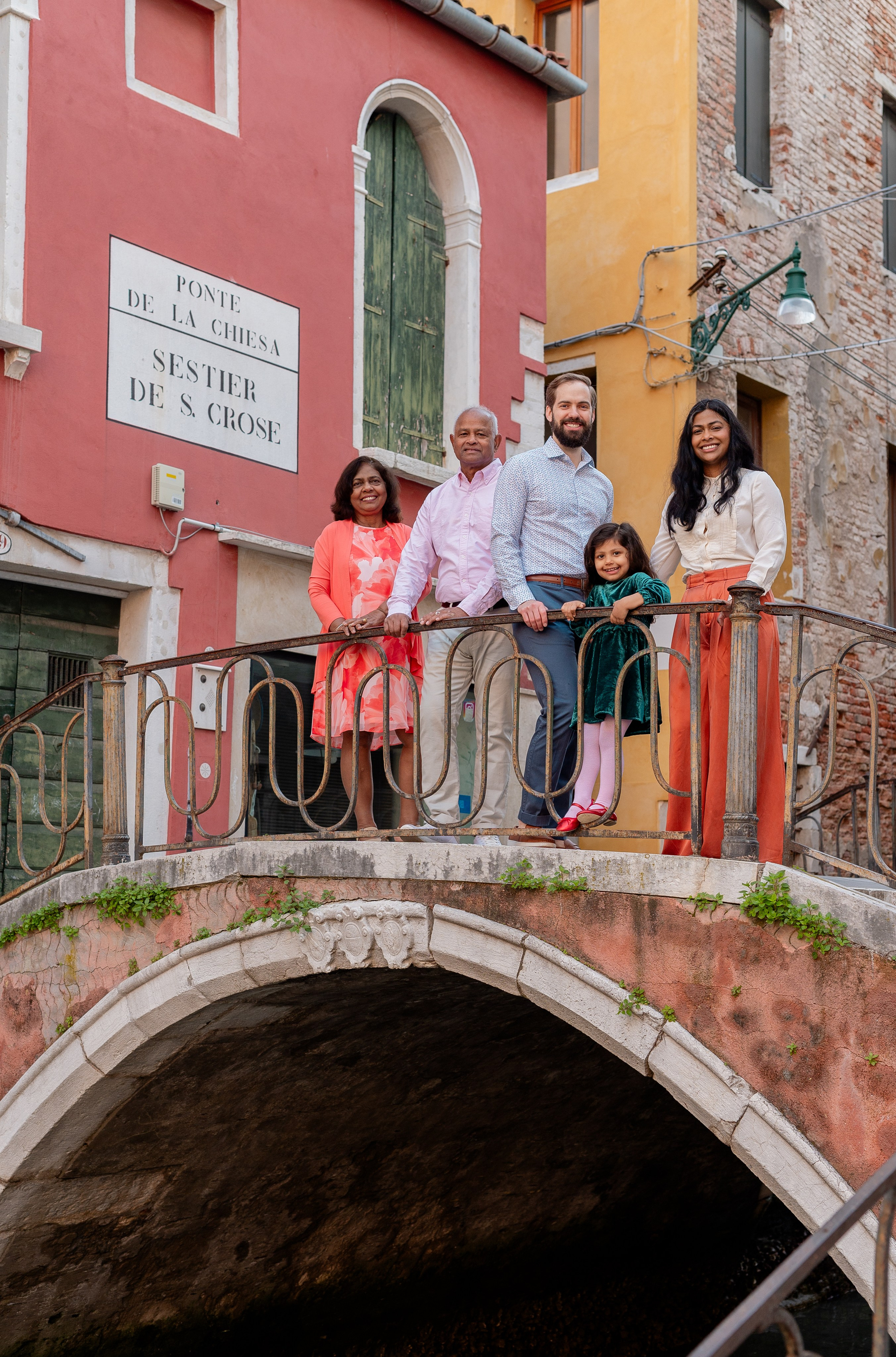 Family photoshoot in Venice. Фотограф в Венеции Anna Terzi