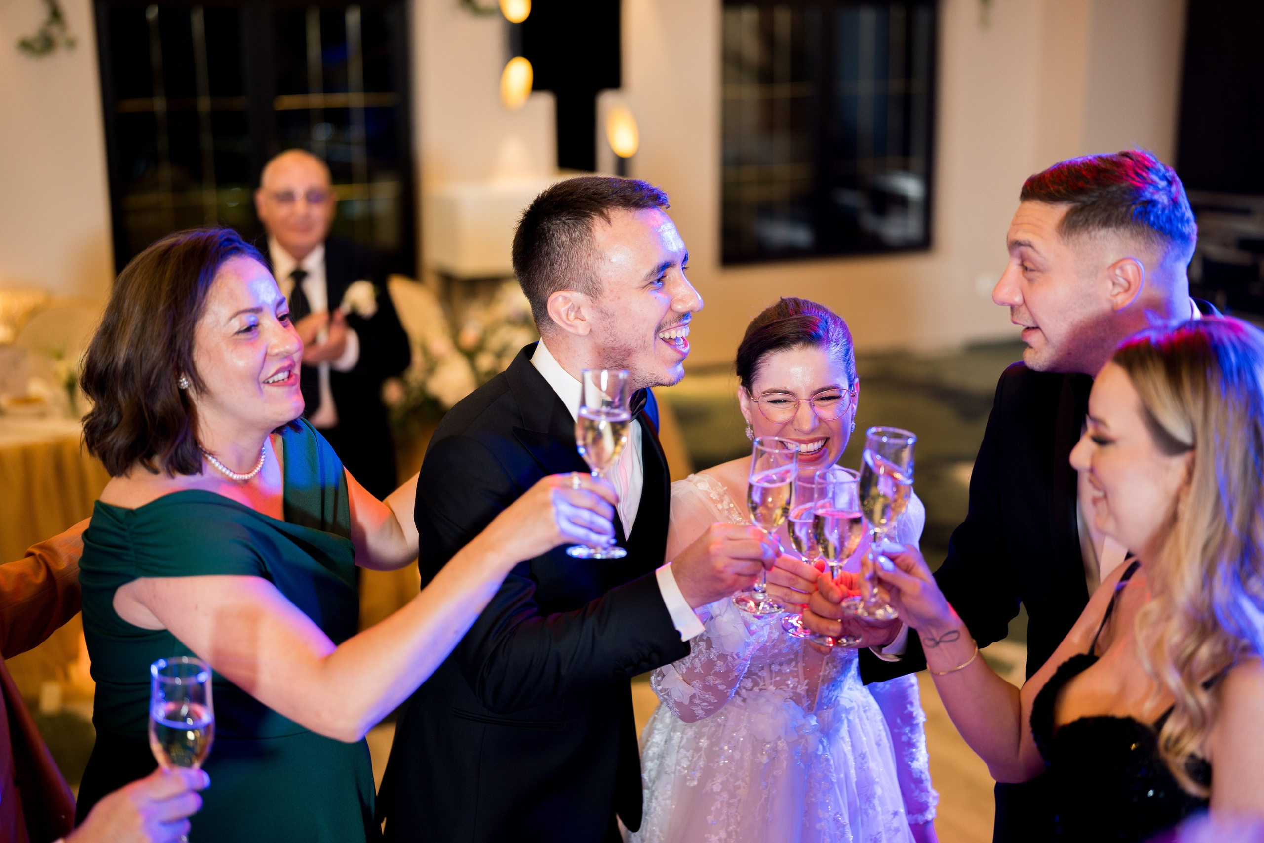 PARTY. Gabriel Florea — Fotograf nuntă București