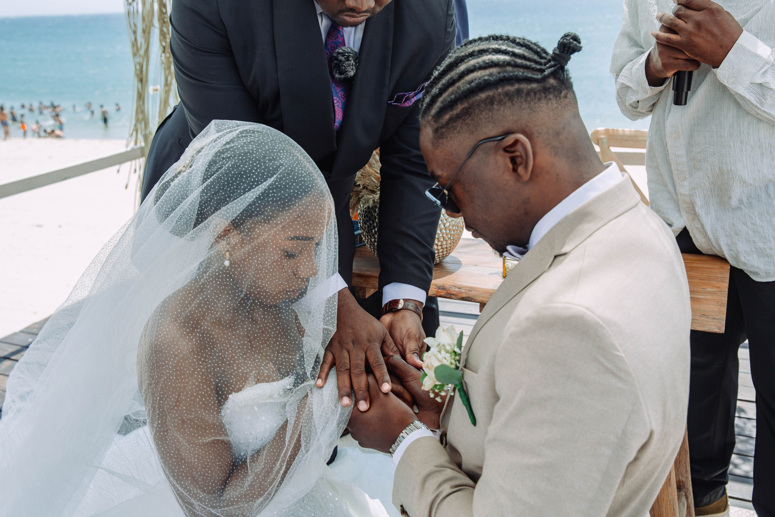 Kuselia & Kaleb. Fazemos o seu casamento ser lembrado por gerações