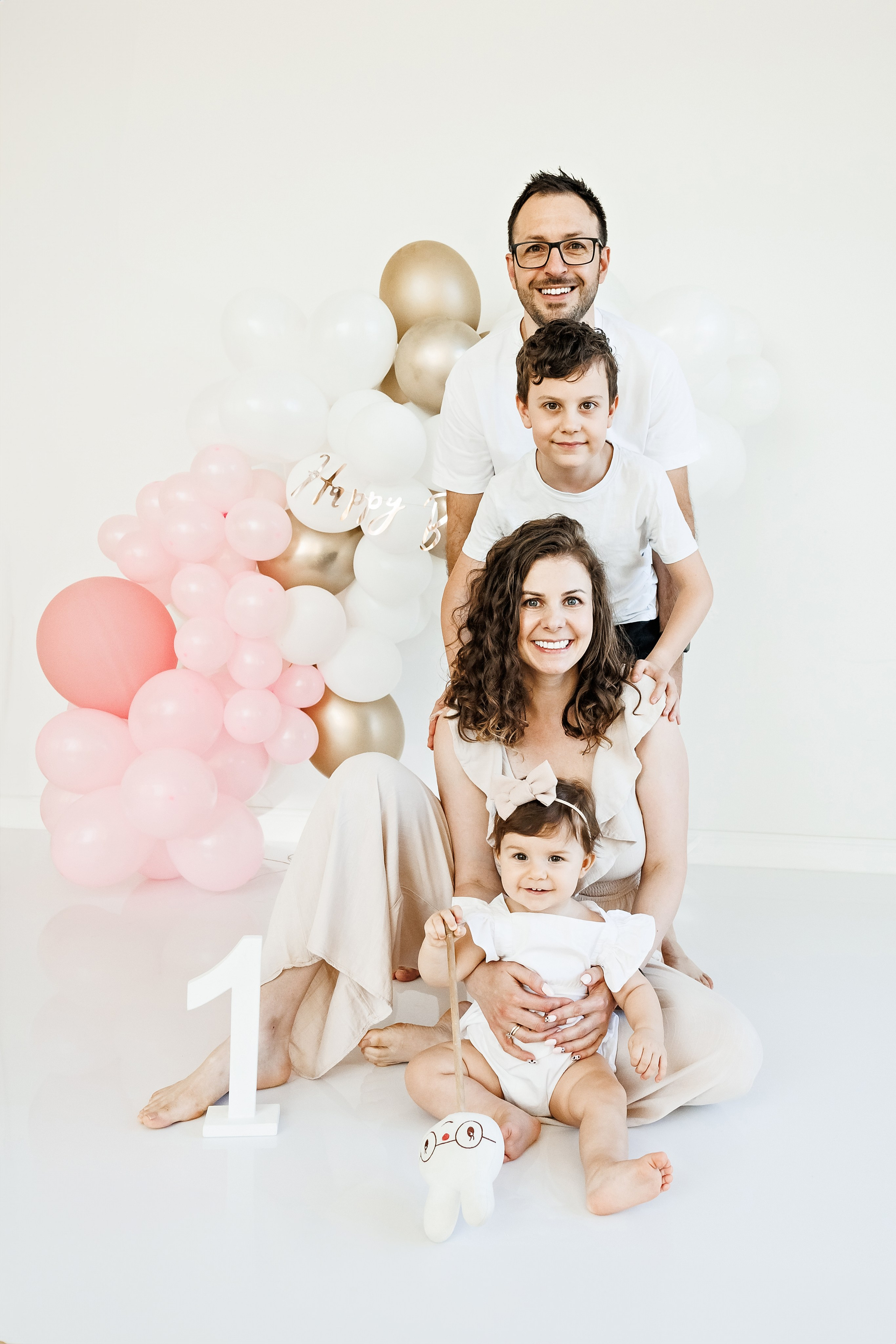 Фотосесия за първа годинка. Фотограф Ирина Йотова