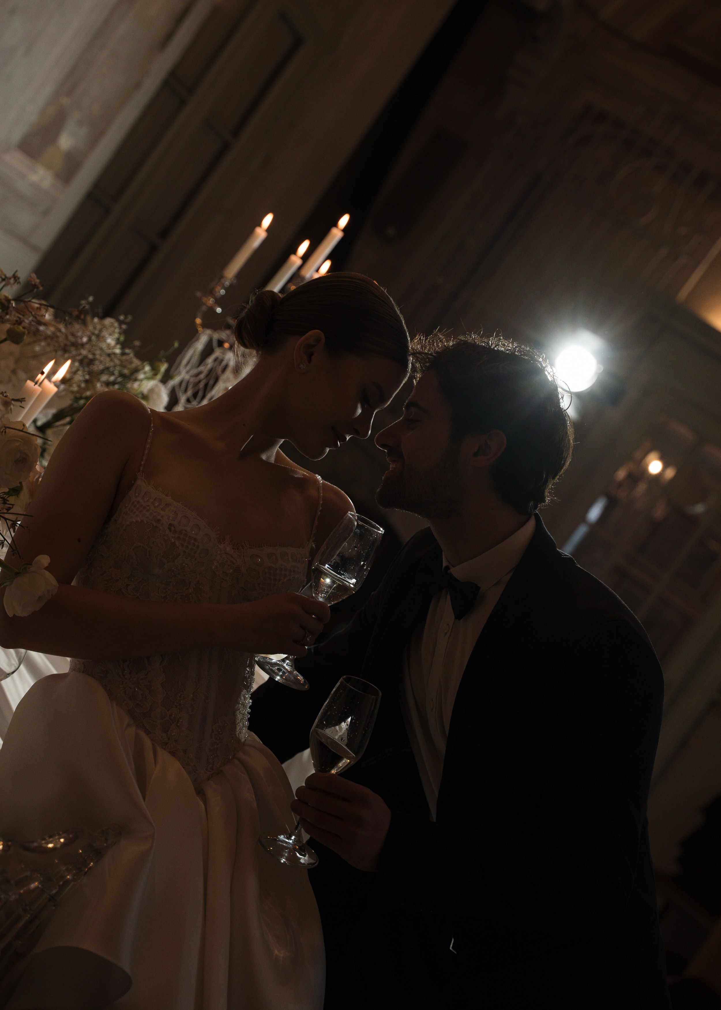 Intimate wedding in Milan. Proposal Photographer in Lake Como