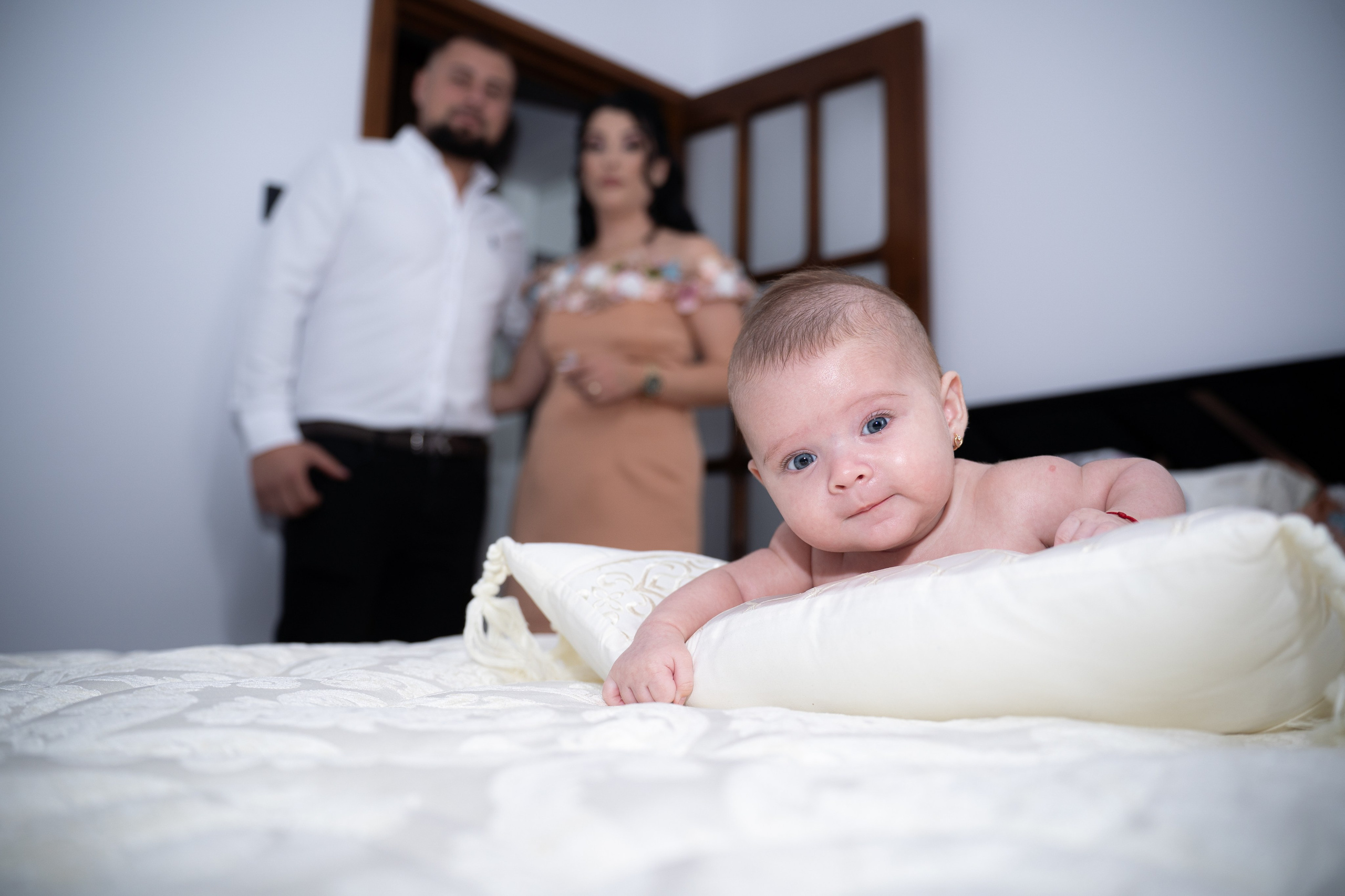 BOTEZ - PRIMUL ZÂMBET