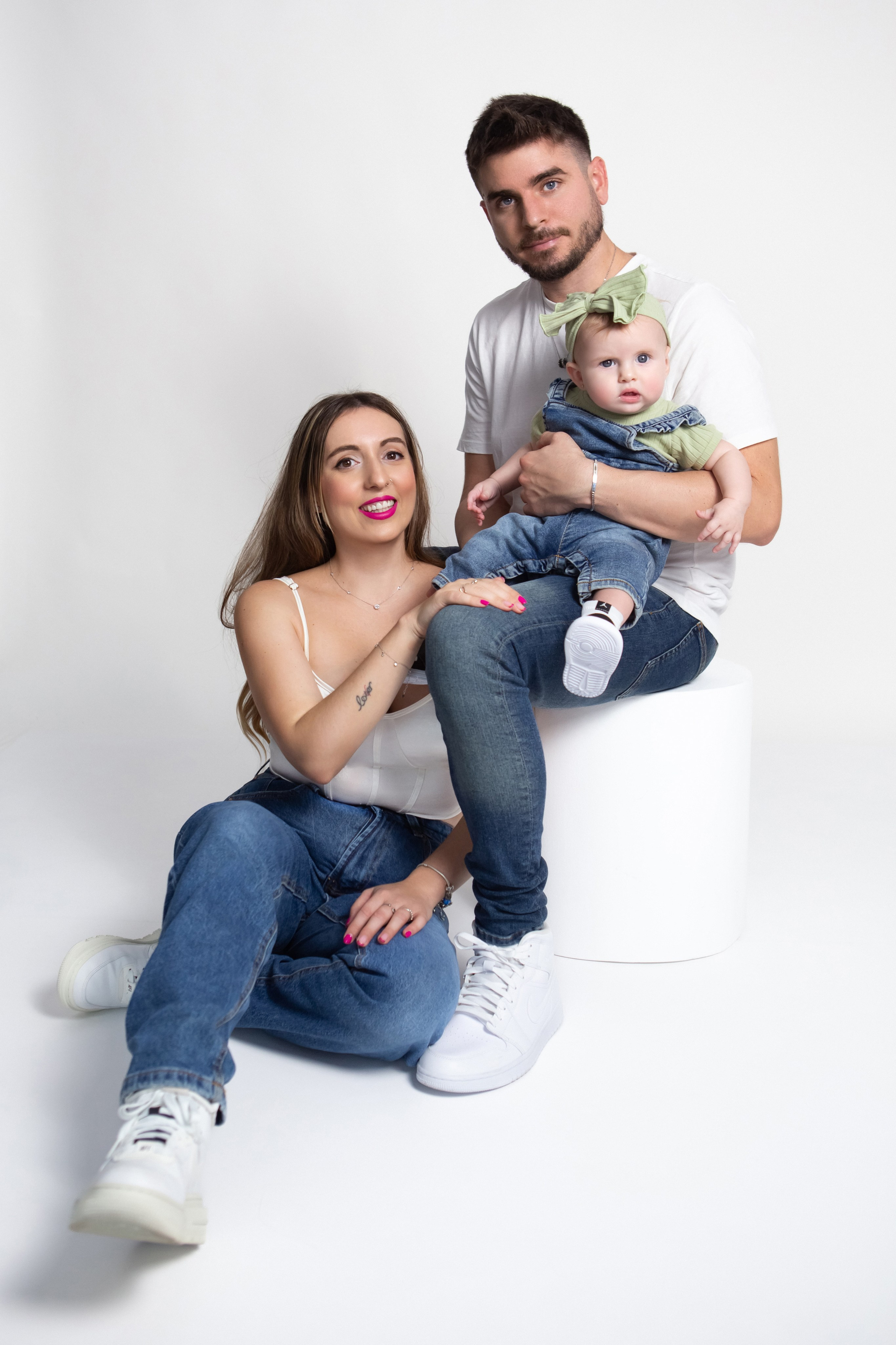 Beautiful family photo session in Spain. Professional photographer in Spain