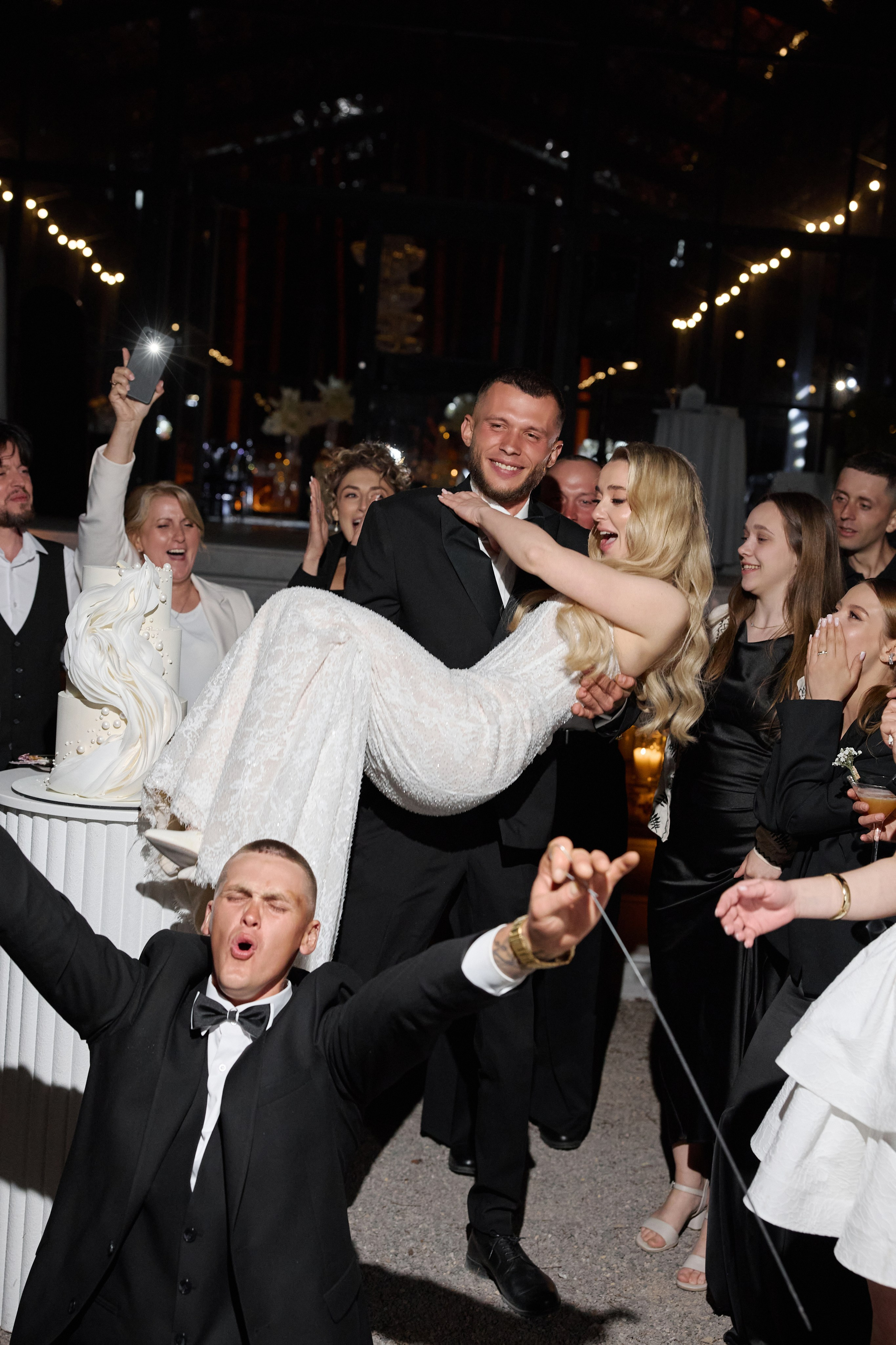 Natalia & Roman. Dworek przy lesie. Fotograf ślubny i rodzinny w Krakowie Yana Klymova