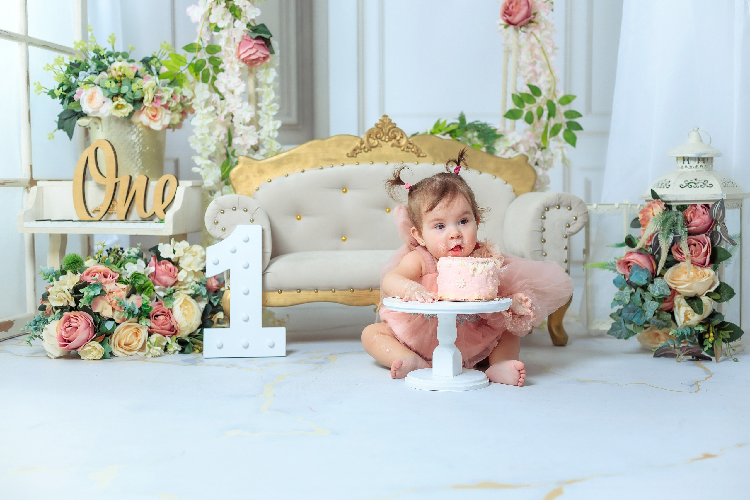Smash the Cake - Un an de iubire in imagini. Elena Mascan – Fotograf newborn, maternitate, portret, smash the cake & branding personal | La Femme Studio Photograpy|Constanţa