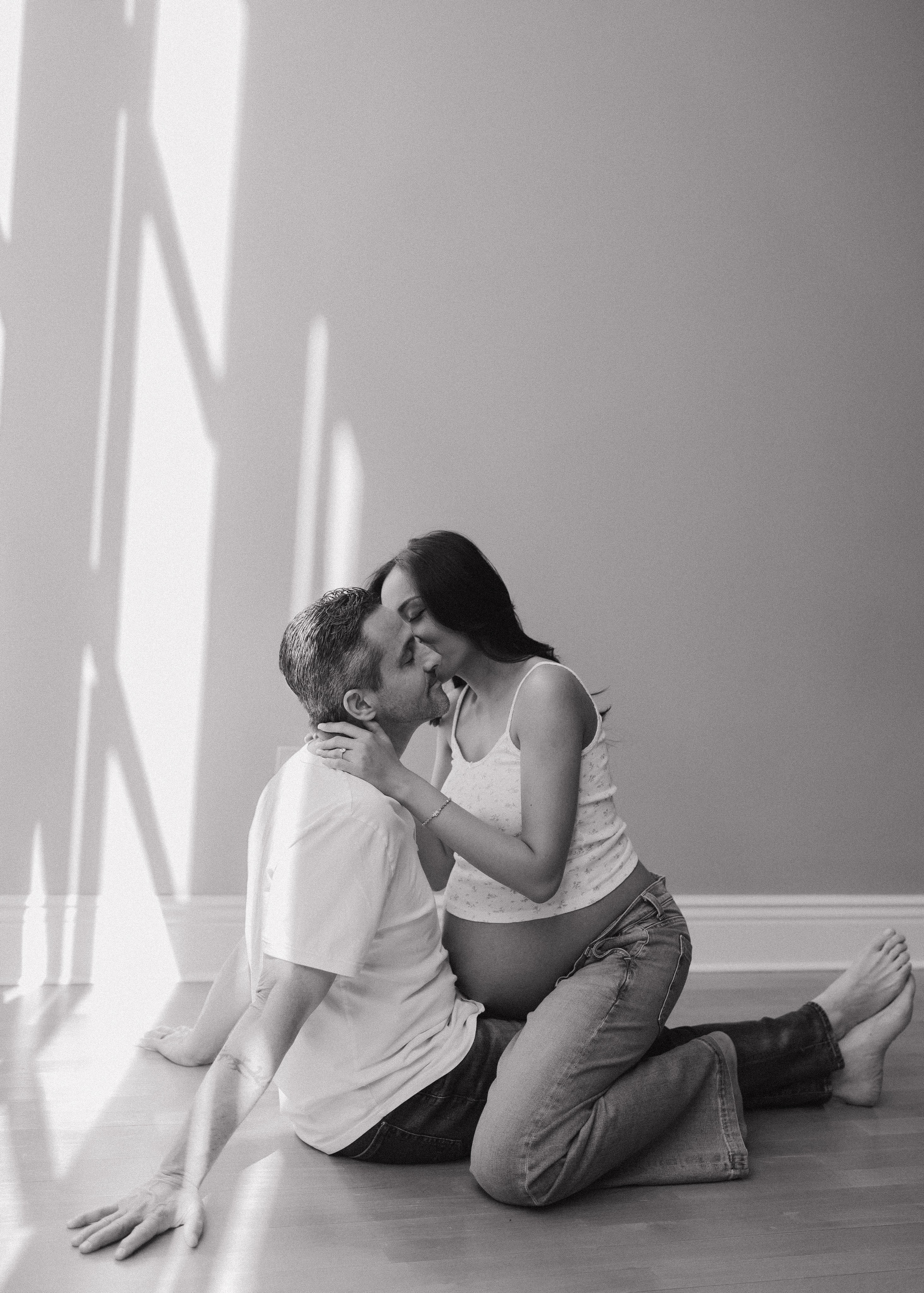 Studio Maternity Session. Soulo Photography | San Francisco Bay Area Based Photographer