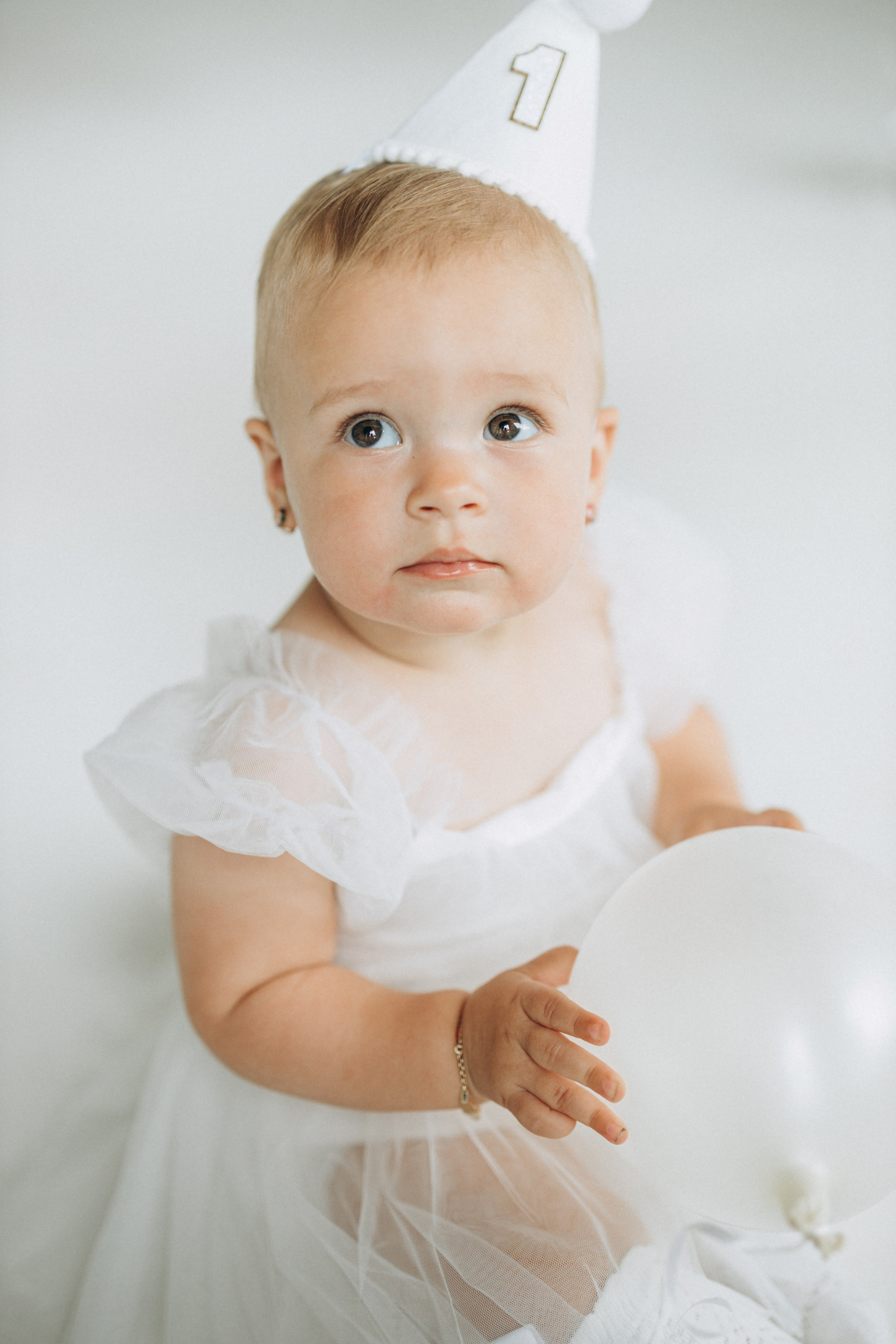 Leora. AlinaLazurko.uk | Professional portrait photographer