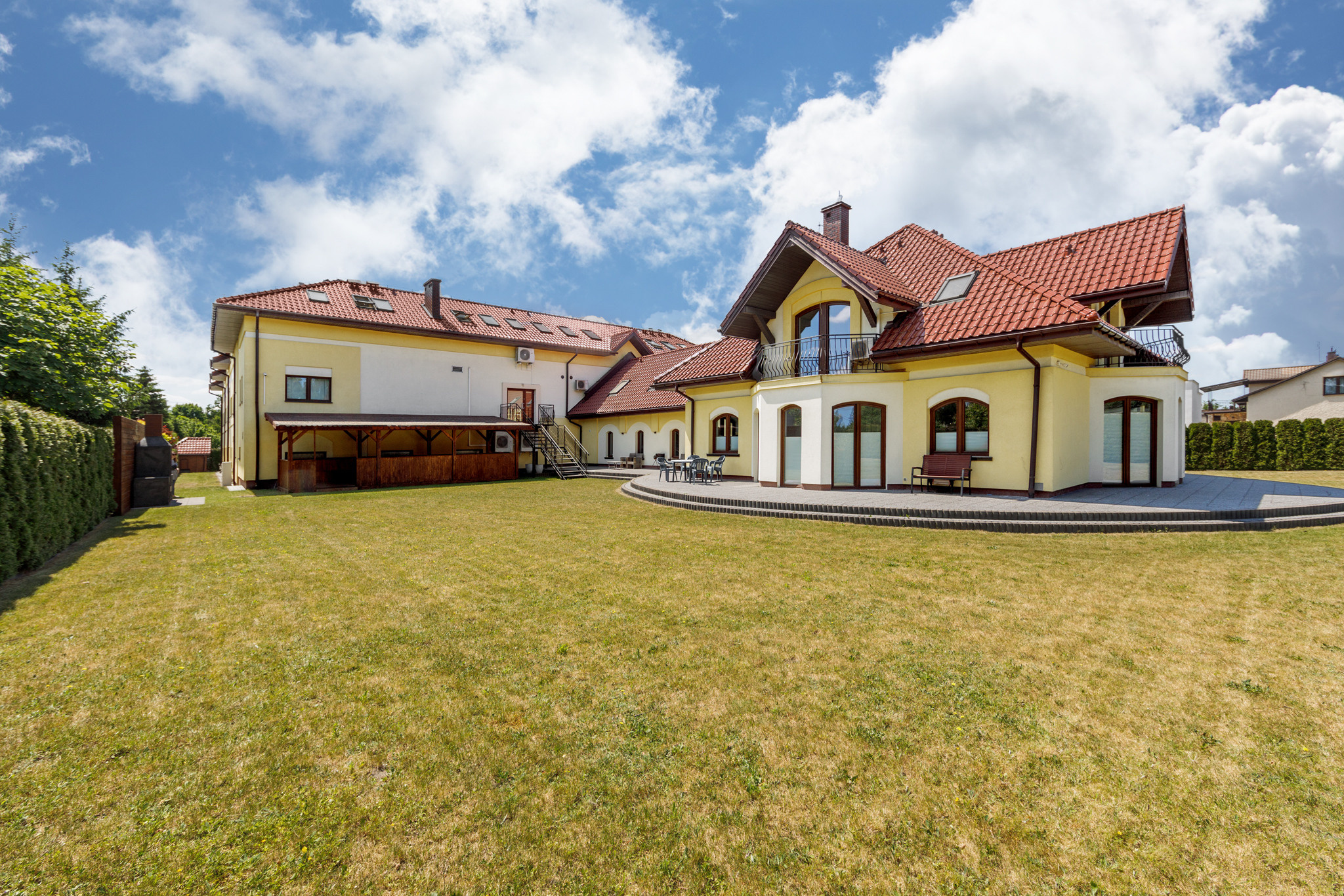 Góra Kalwaria Nieruchomości. Fotograf Nieruchomości i Wnętrz