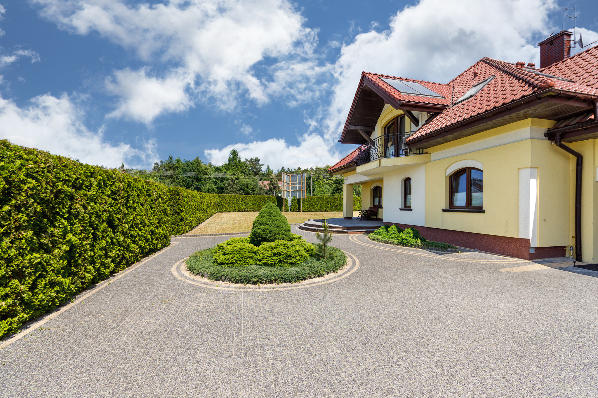 Góra Kalwaria Nieruchomości. Fotograf Nieruchomości i Wnętrz