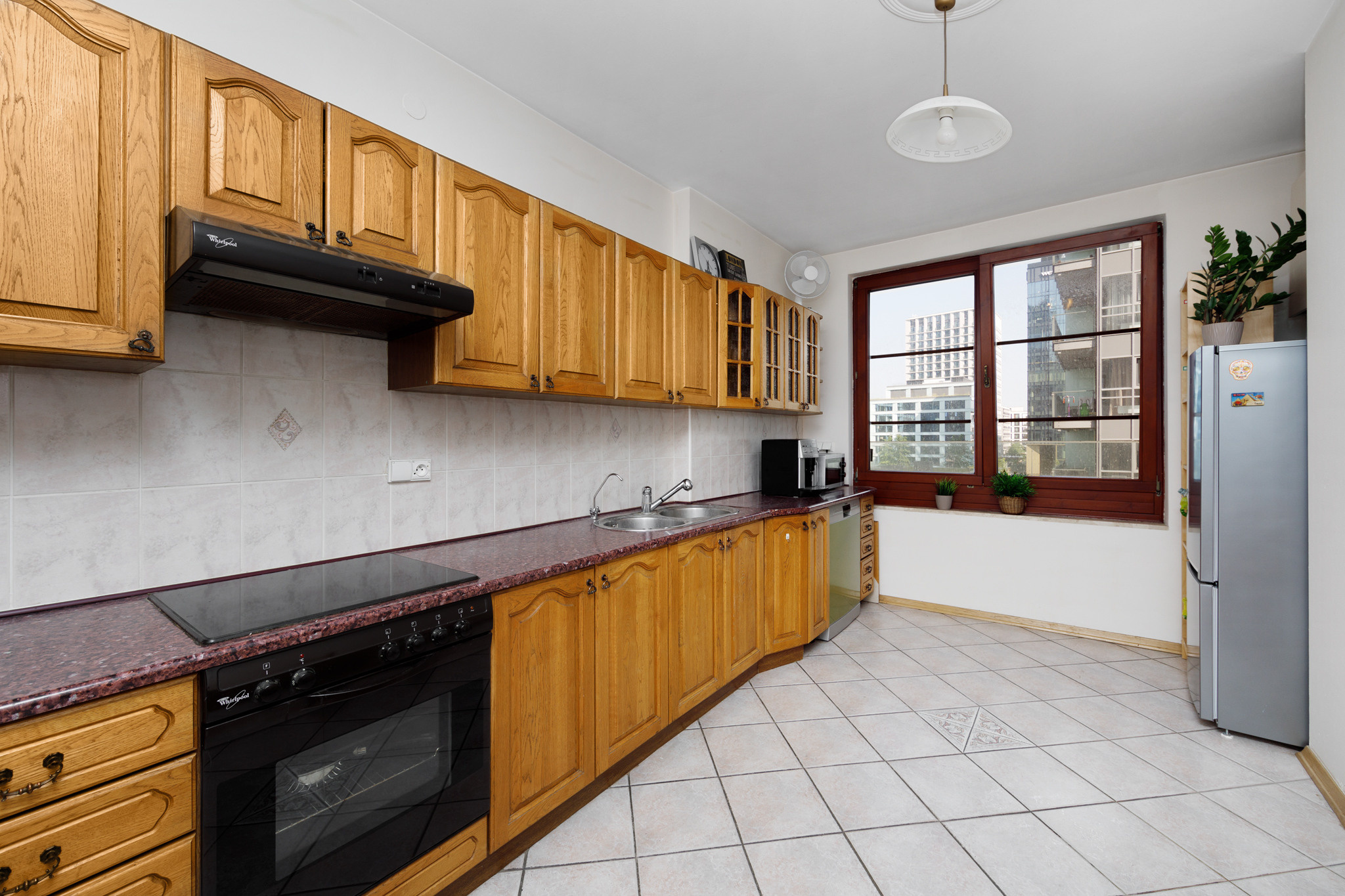 Warszawa Obiekty Komercyjne. Fotograf Nieruchomości i Wnętrz