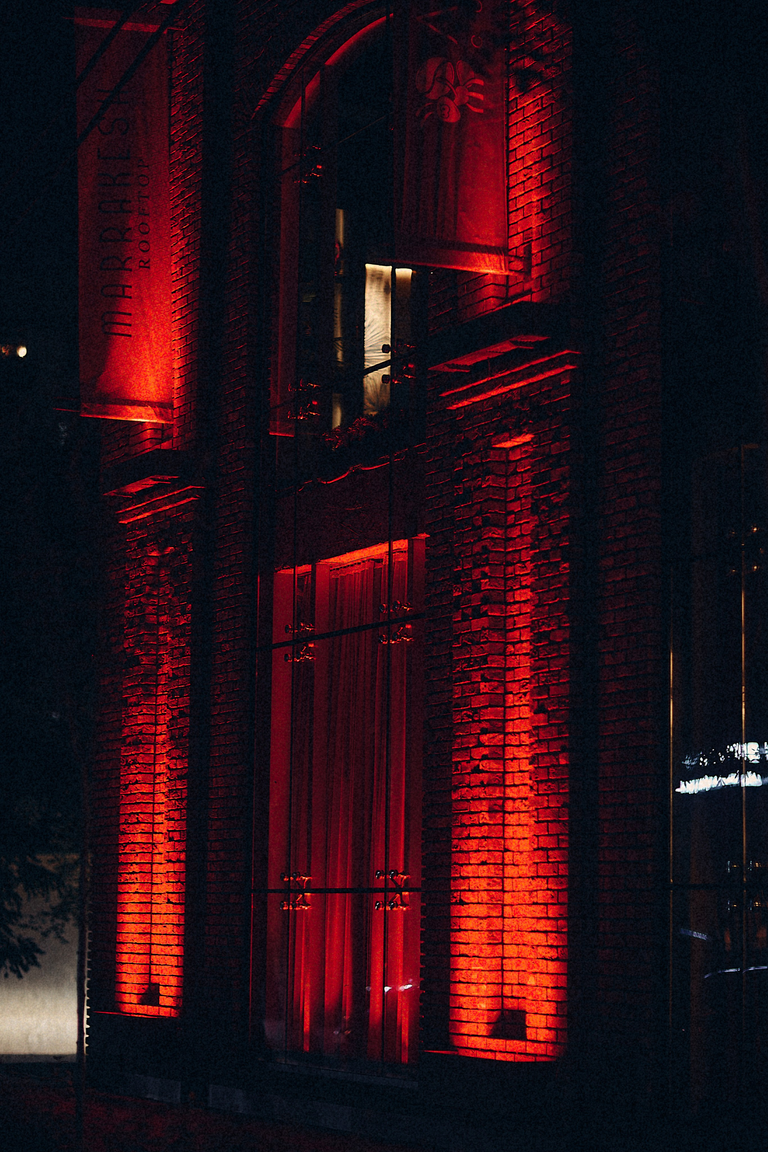 Крис. Валерия Вартанова. Фотограф