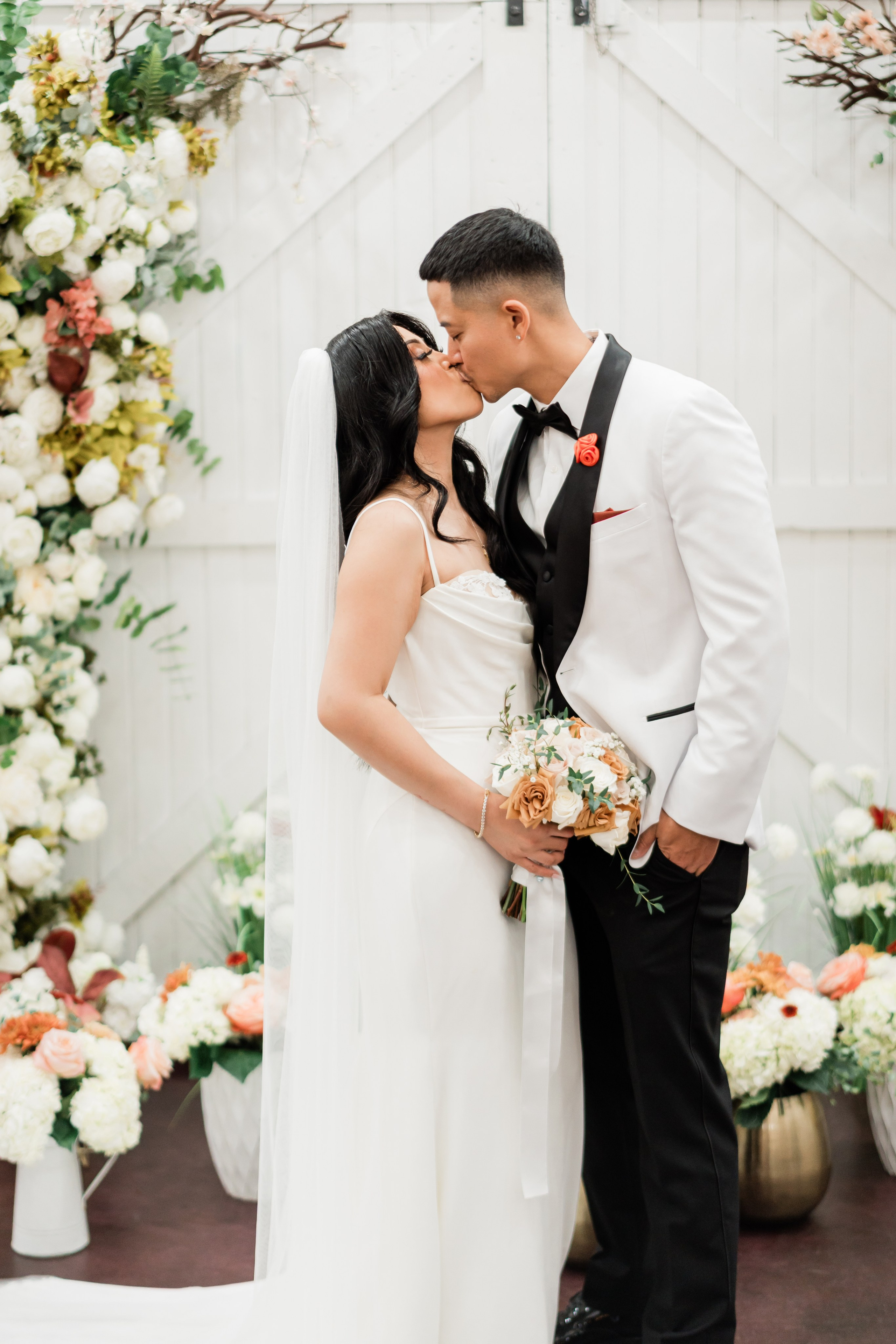 Janelle & Chris. Babich_weddings