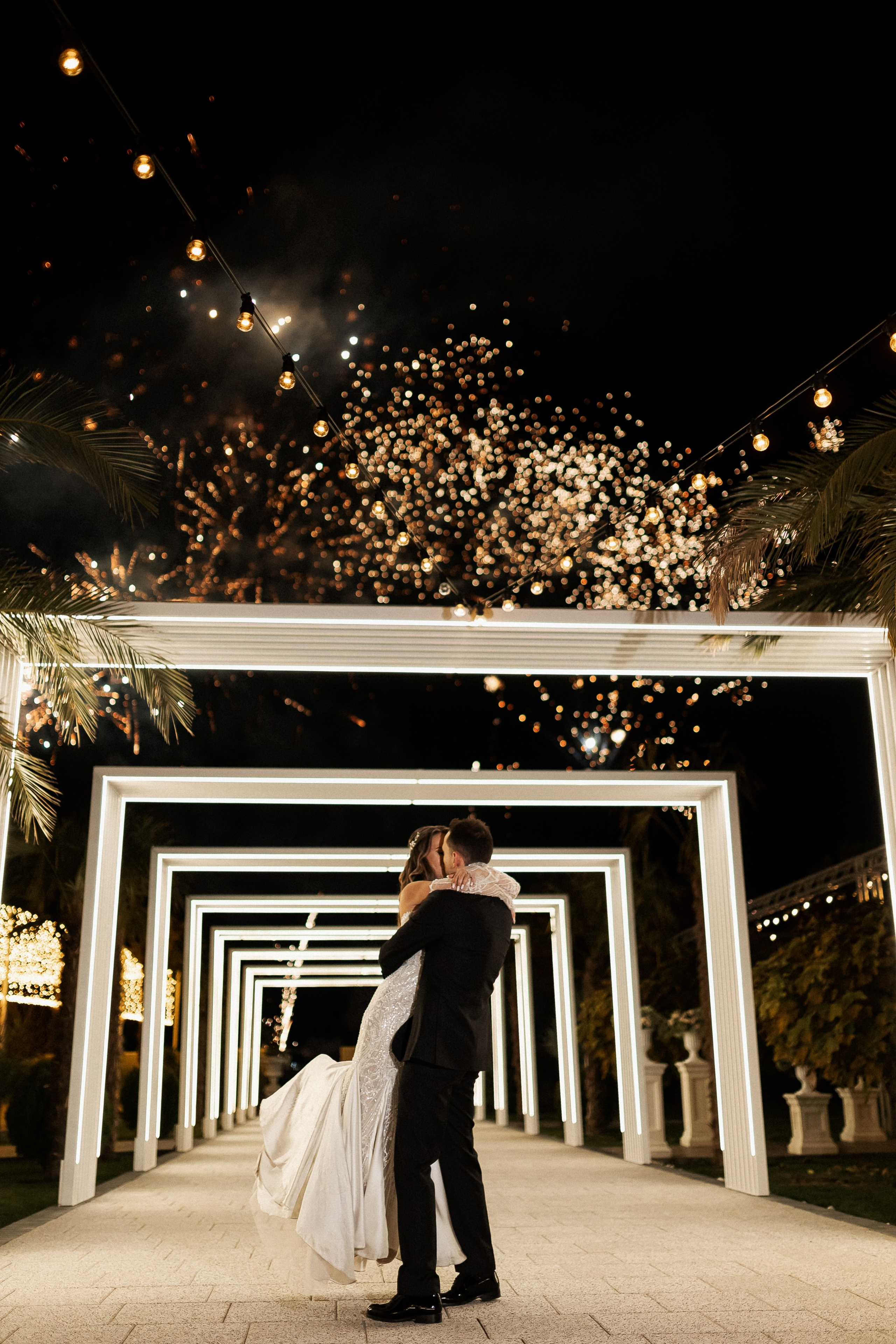 Sedinta foto pentru nuntă – imagini autentice ce surprind magia iubirii