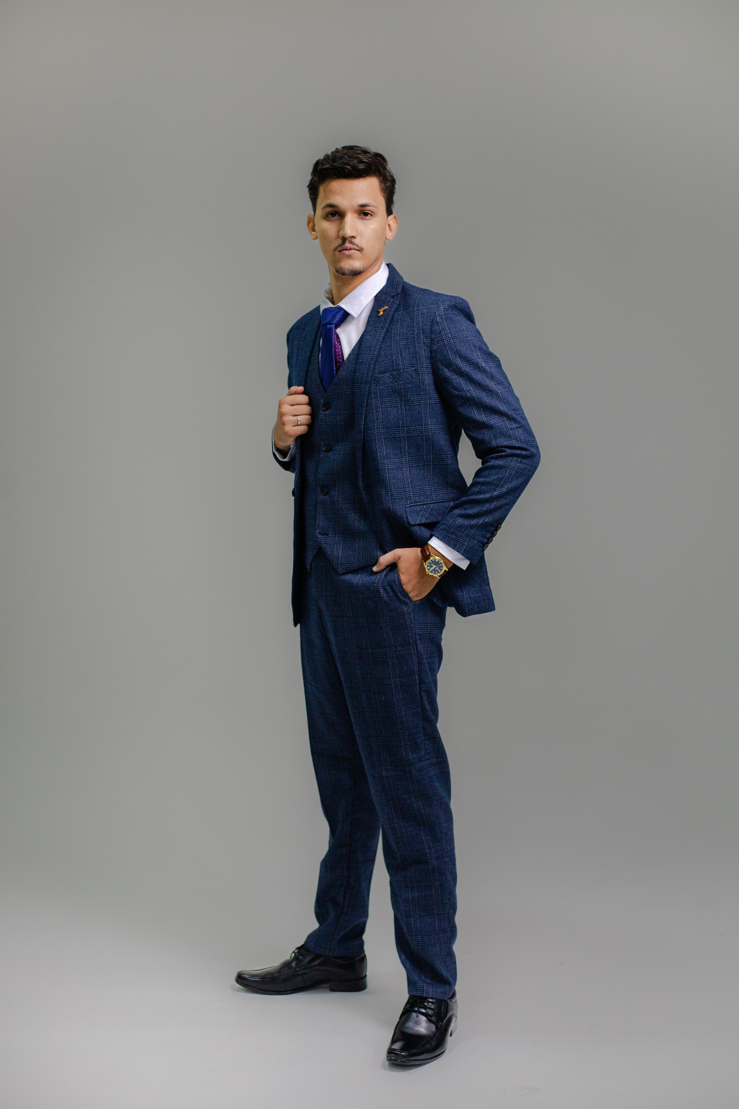 Thales. ÂMBAR FOTOGRAFIA