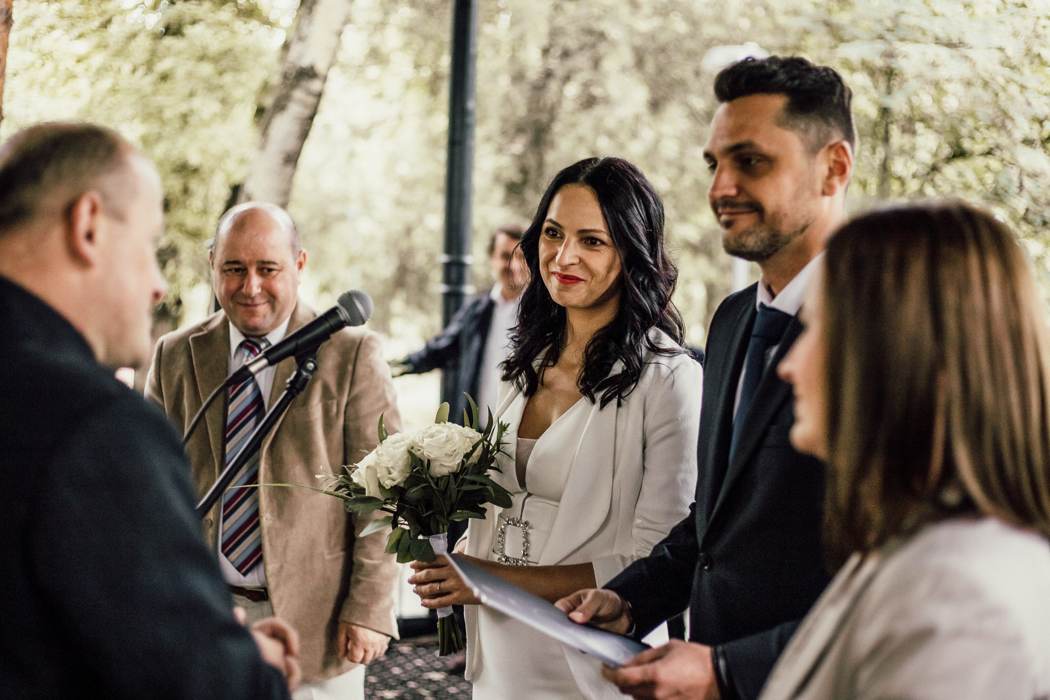 Fotograf stare civila la foisorul din Parcul Central din Cluj-Napoca. Horatiu Fat: Fotograf si Videograf Profesionist Nunta Cluj-Napoca