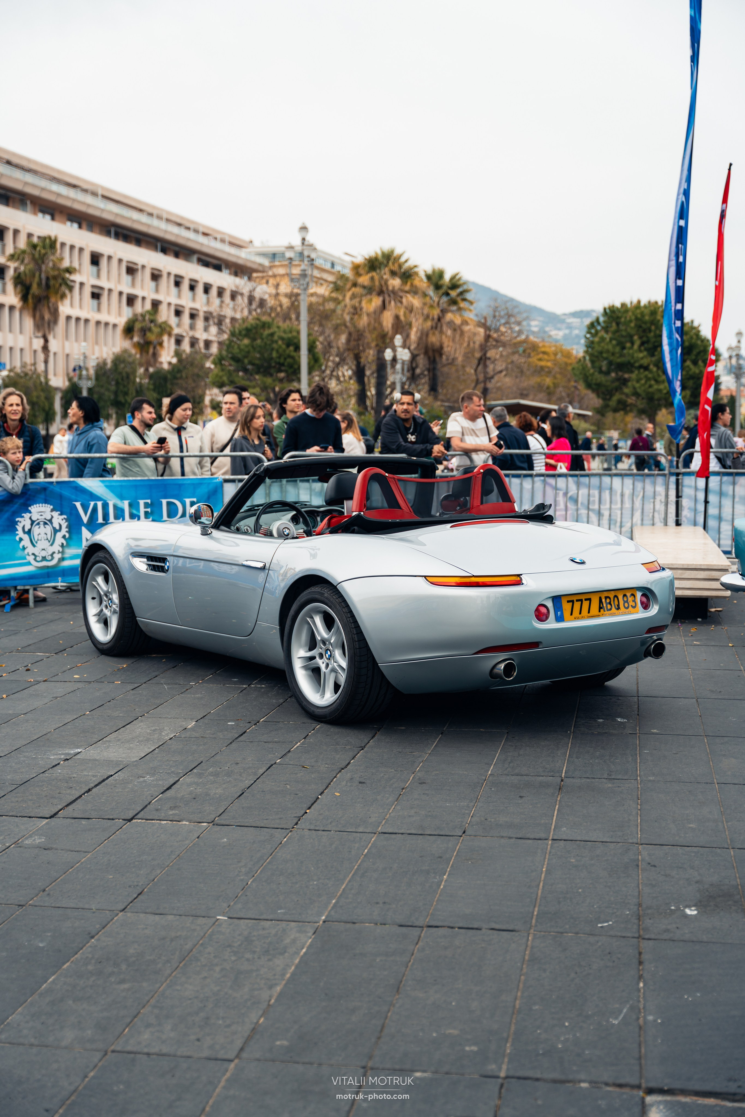 Legends de Nice. Photographe de voitures à Paris — Vitalii Motruk