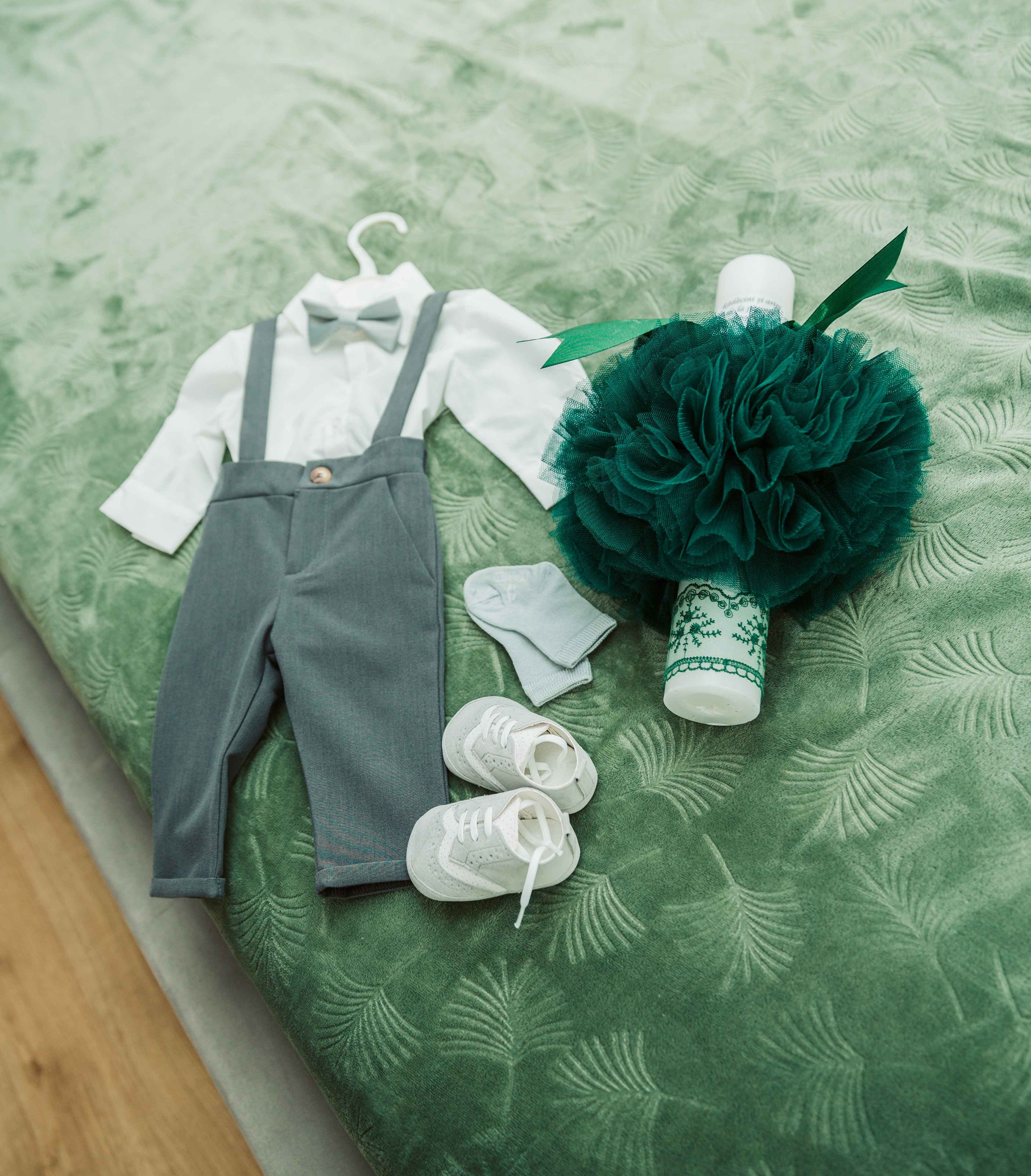 Botez Patrick. Contrast Studio